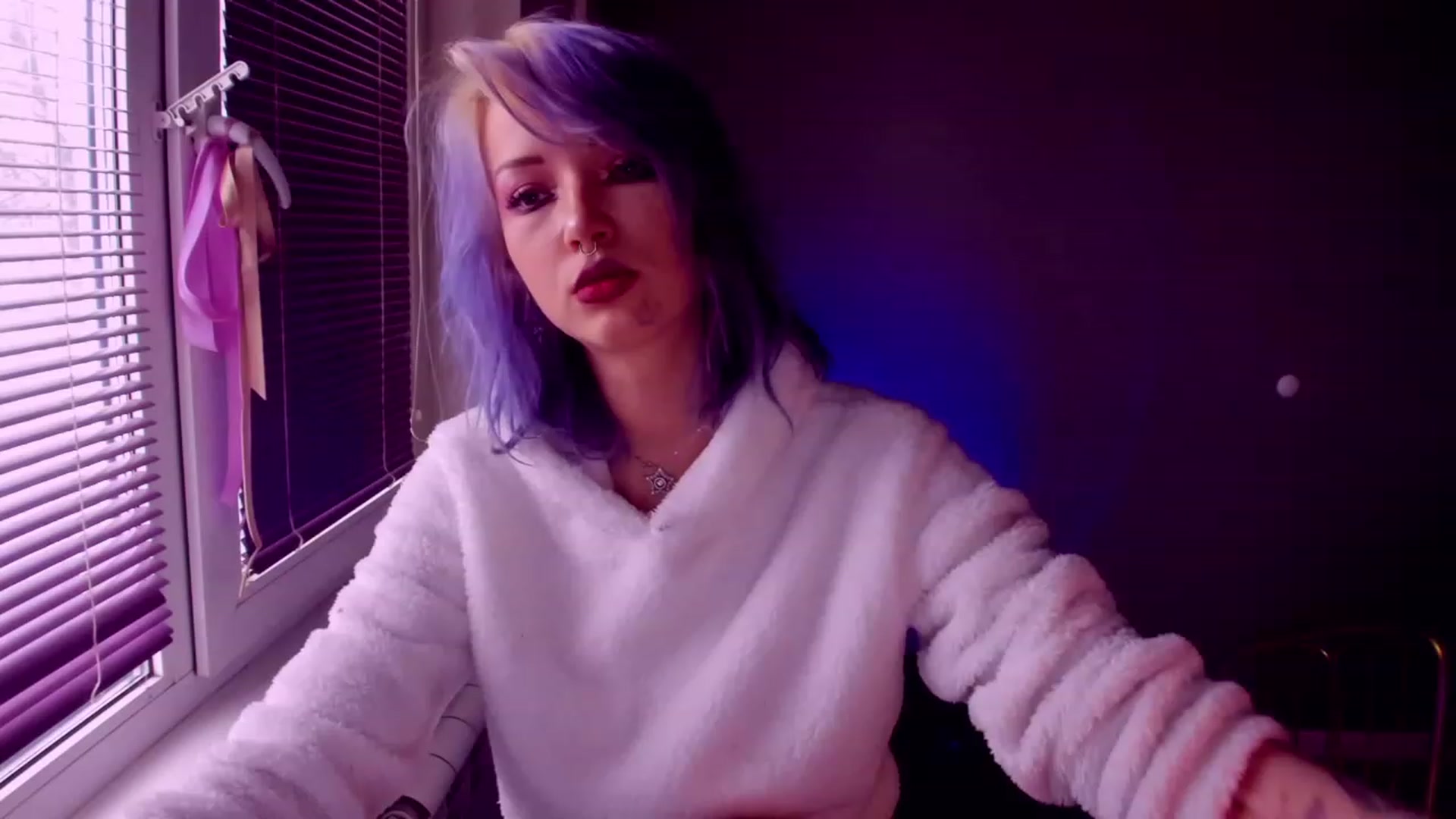 Gallery image thumbnail from LoreLaye1's myfreecams stream on, 11/30/2023, 11:00 image 17 of 20