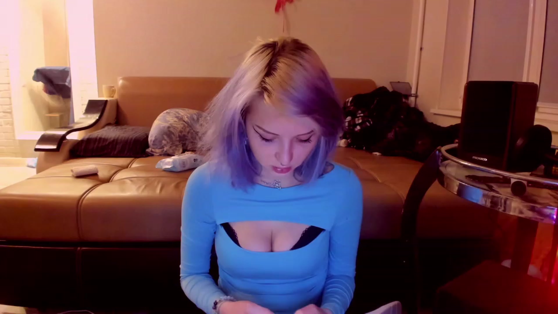 Gallery image thumbnail from LoreLaye1's myfreecams stream on, 12/16/2023, 21:17 image 1 of 20