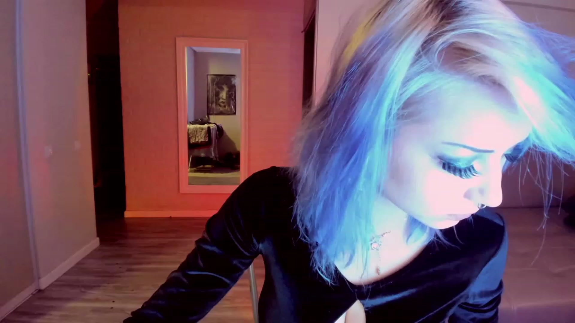 Gallery image thumbnail from LoreLaye1's myfreecams stream on, 12/24/2023, 22:22 image 20 of 20