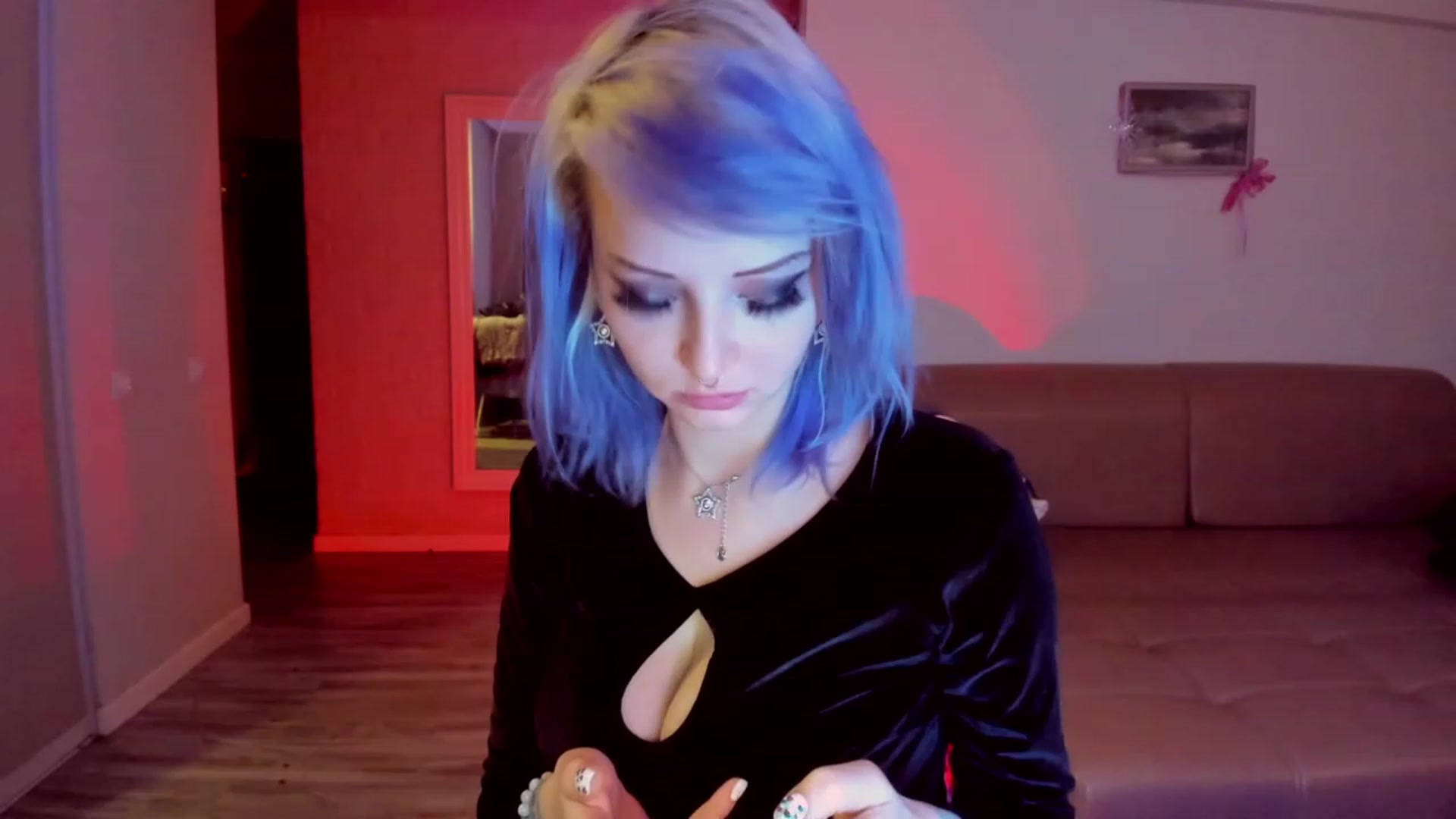 Gallery image thumbnail from LoreLaye1's myfreecams stream on, 12/24/2023, 22:22 image 11 of 20
