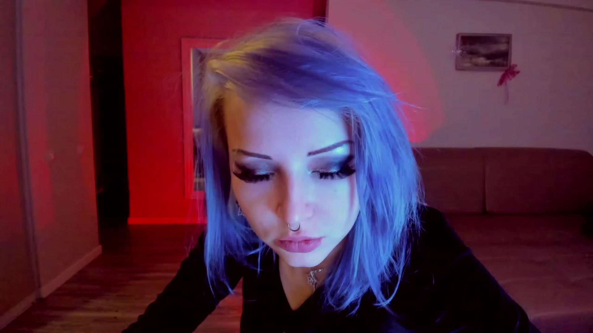 Gallery image thumbnail from LoreLaye1's myfreecams stream on, 12/24/2023, 22:22 image 2 of 20