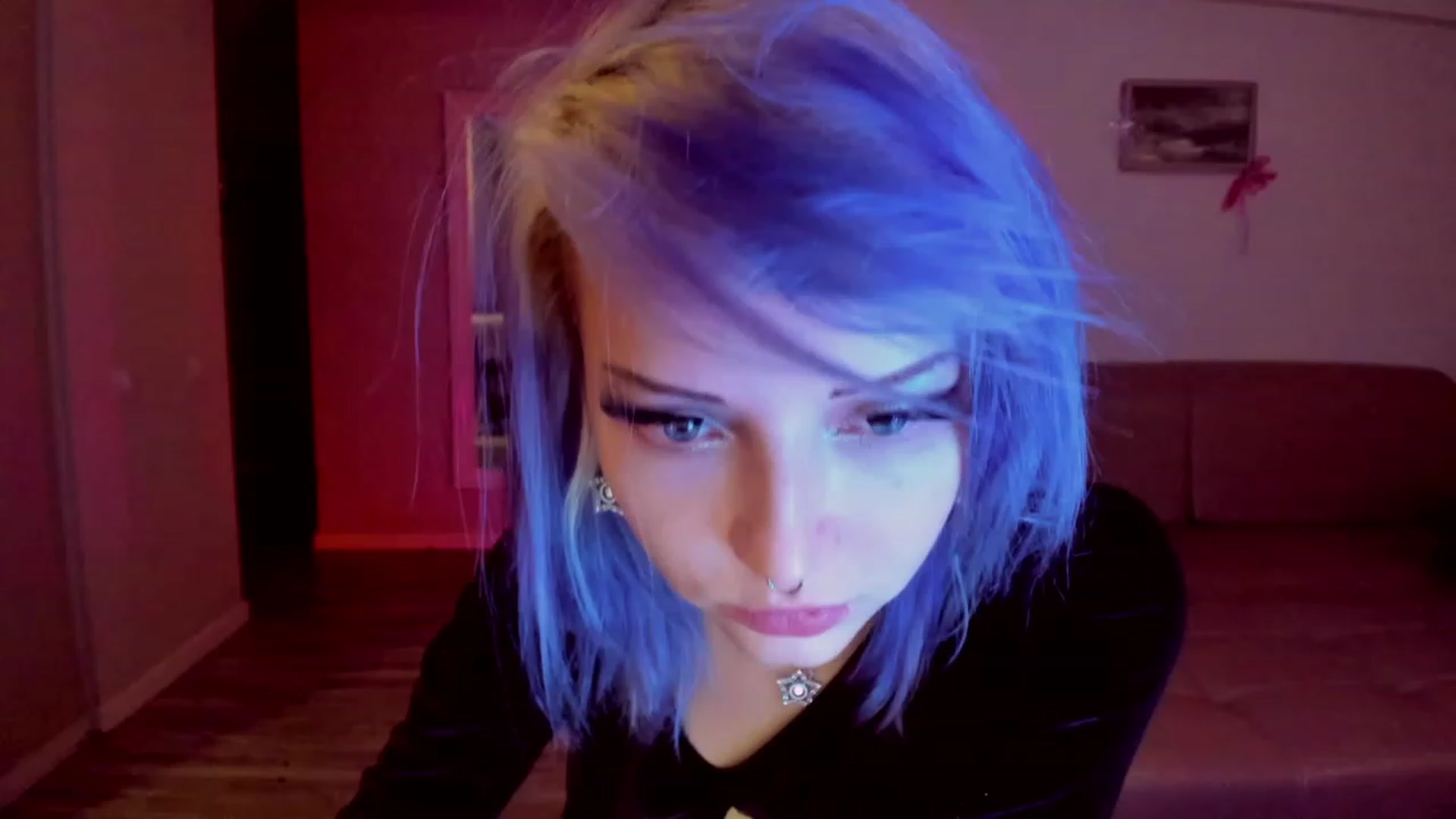Gallery image thumbnail from LoreLaye1's myfreecams stream on, 12/24/2023, 22:22 image 17 of 20