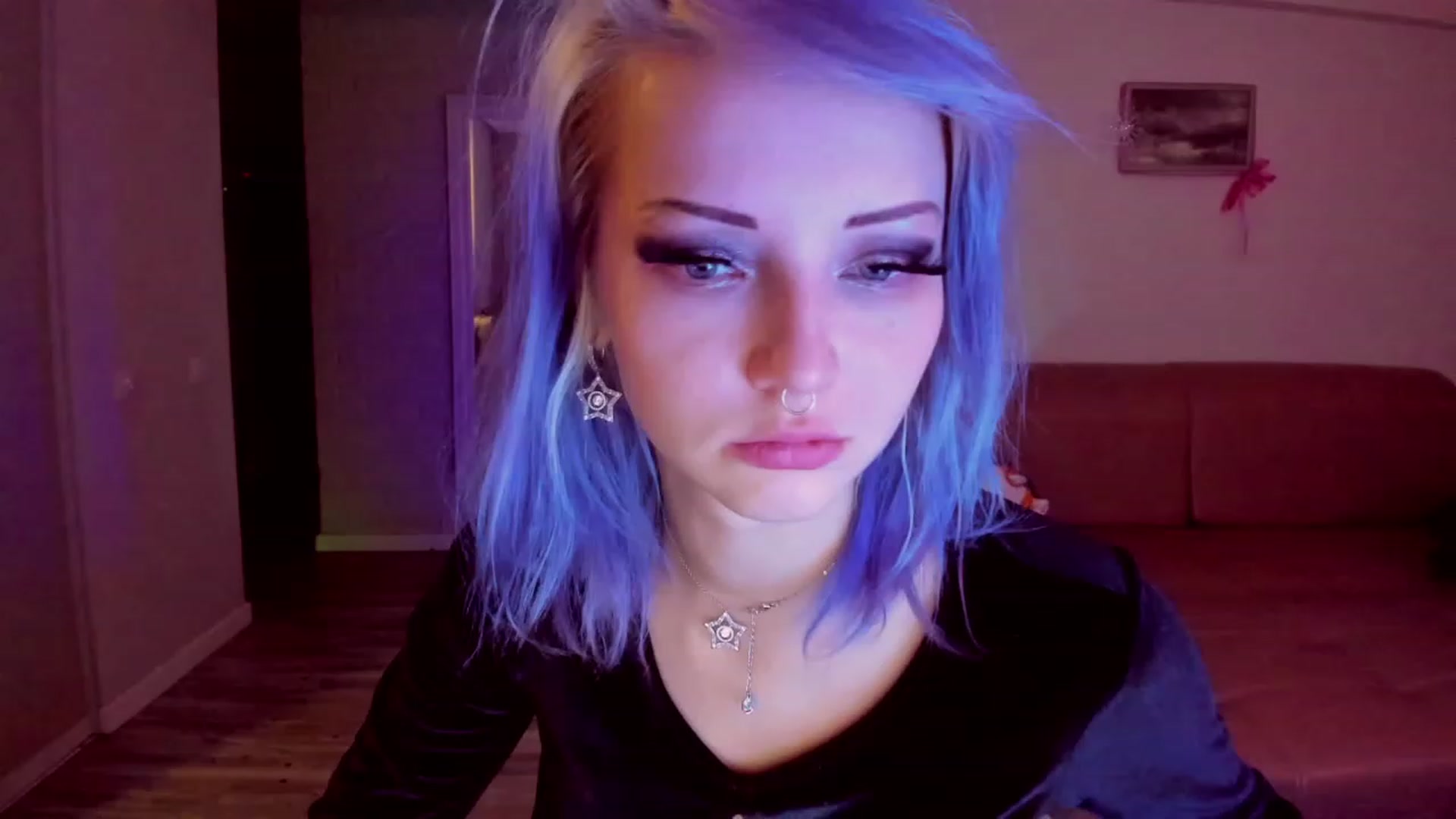 Gallery image thumbnail from LoreLaye1's myfreecams stream on, 12/24/2023, 22:22 image 10 of 20