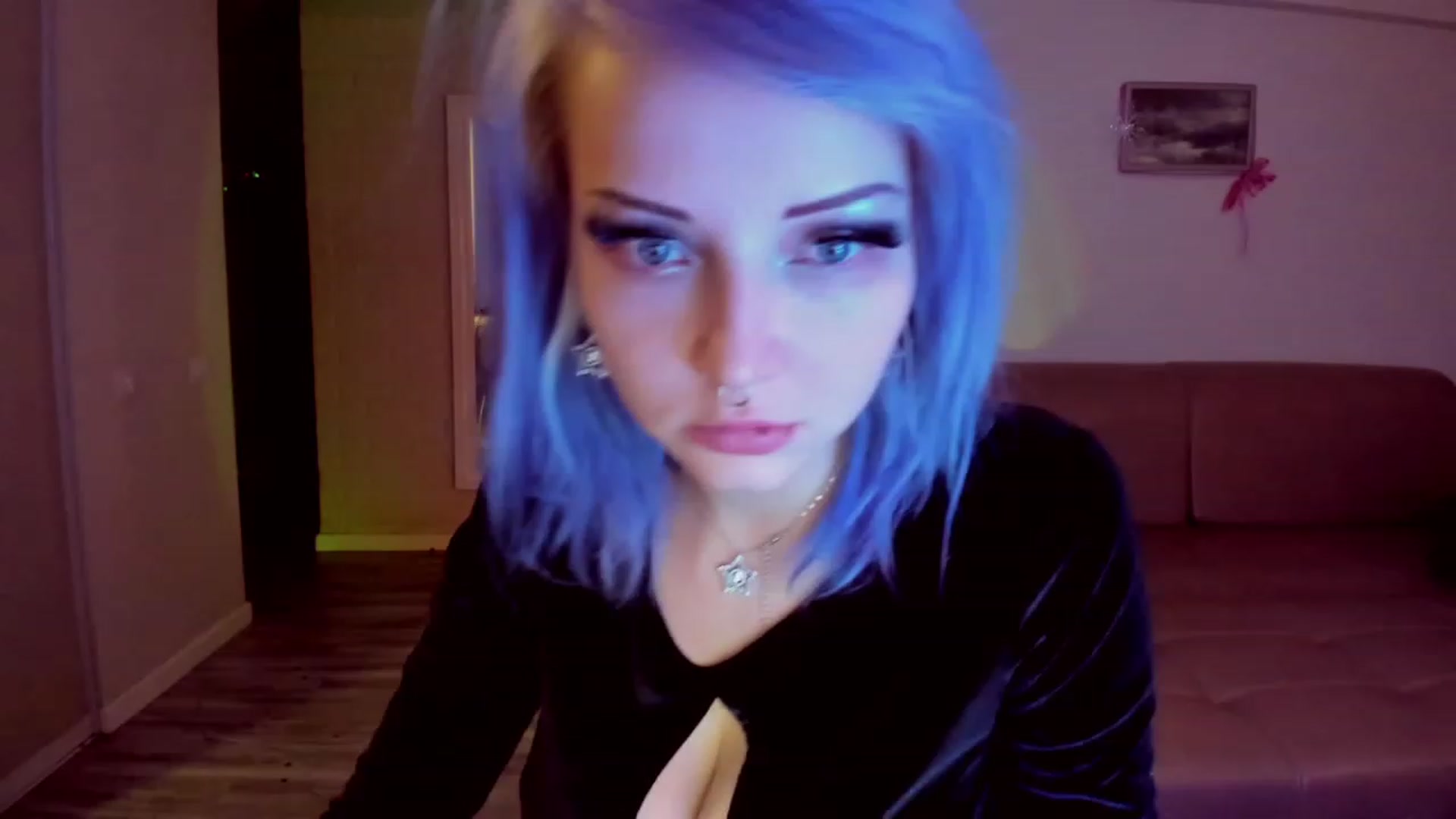 Gallery image thumbnail from LoreLaye1's myfreecams stream on, 12/24/2023, 22:22 image 6 of 20