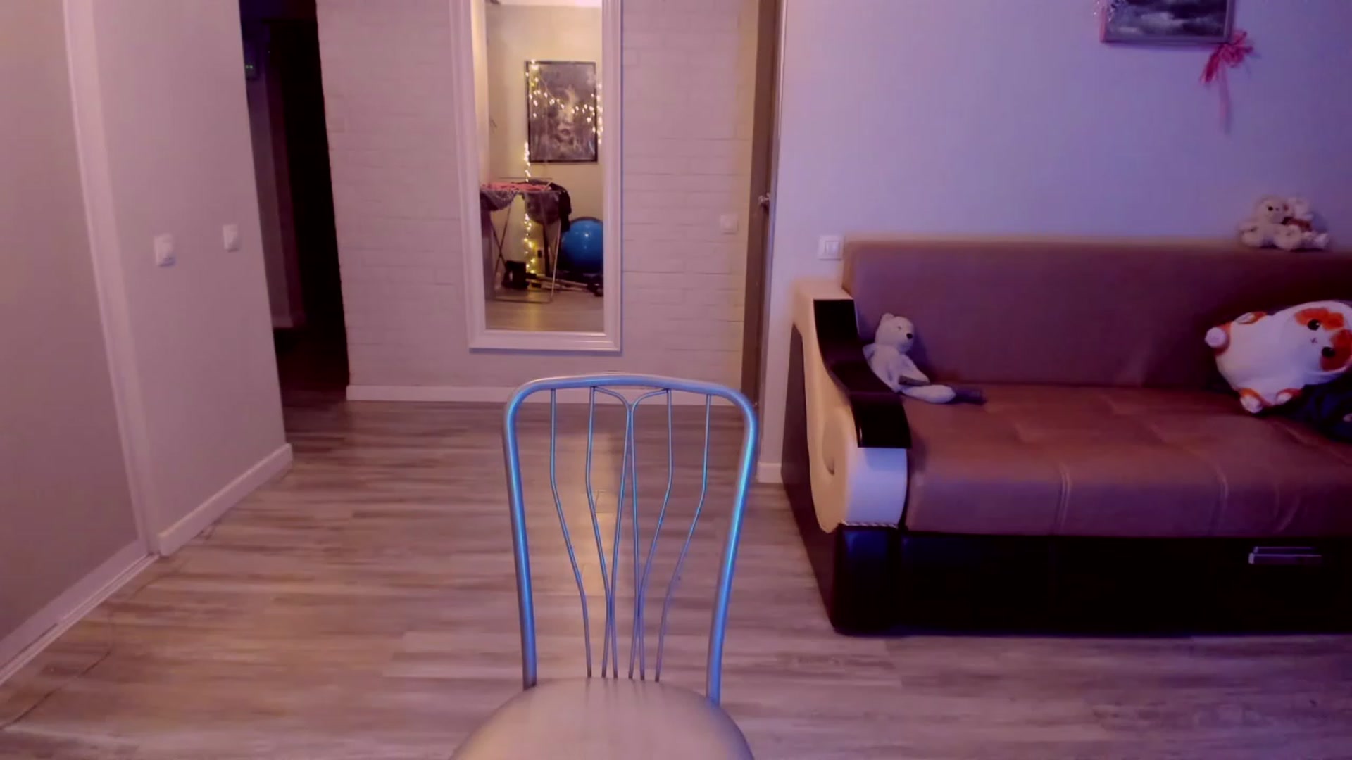 Gallery image thumbnail from LoreLaye1's myfreecams stream on, 12/27/2023, 17:06 image 11 of 20
