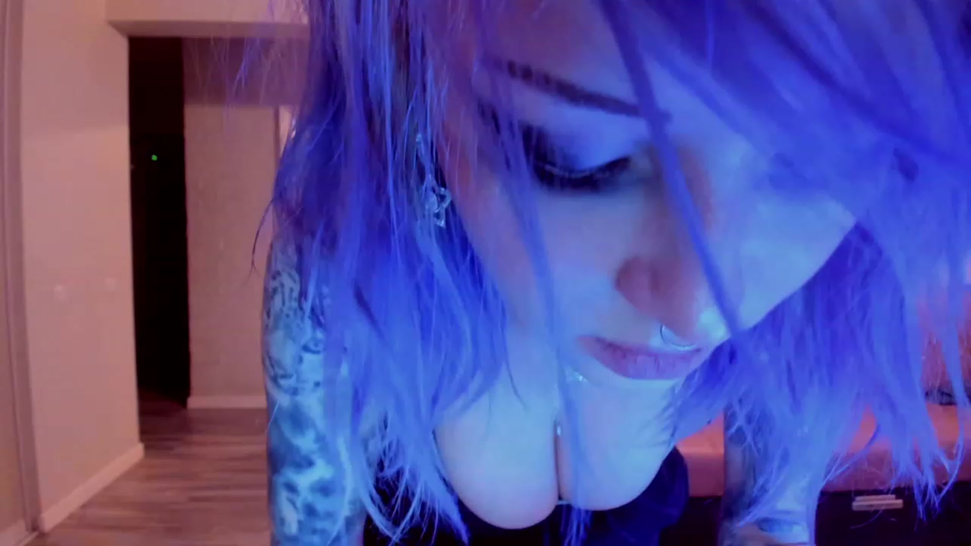 Gallery image thumbnail from LoreLaye1's myfreecams stream on, 12/28/2023, 14:37 image 15 of 20