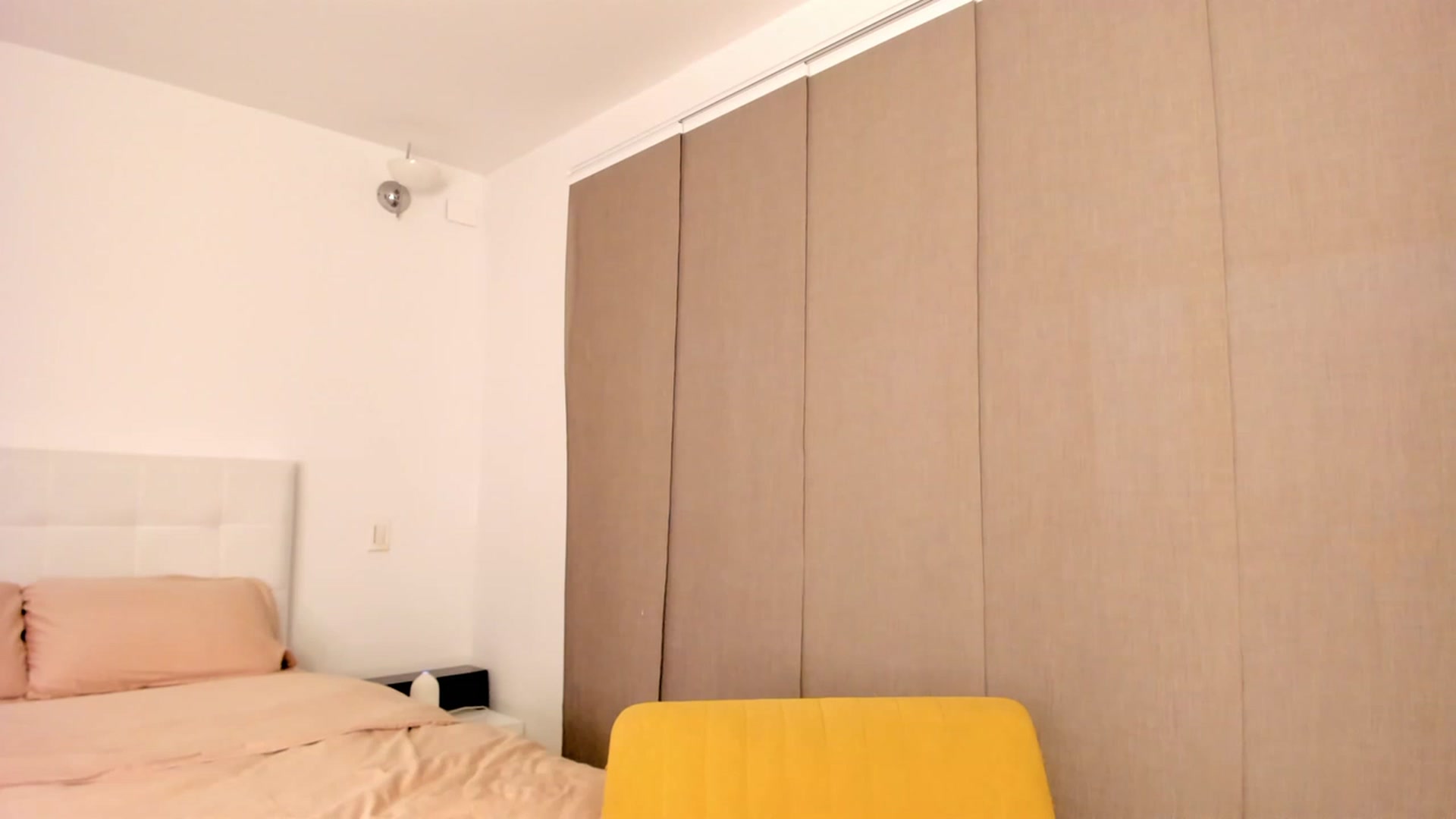 Gallery image thumbnail from Lore_23's myfreecams stream on, 01/22/2023, 23:21 image 19 of 20