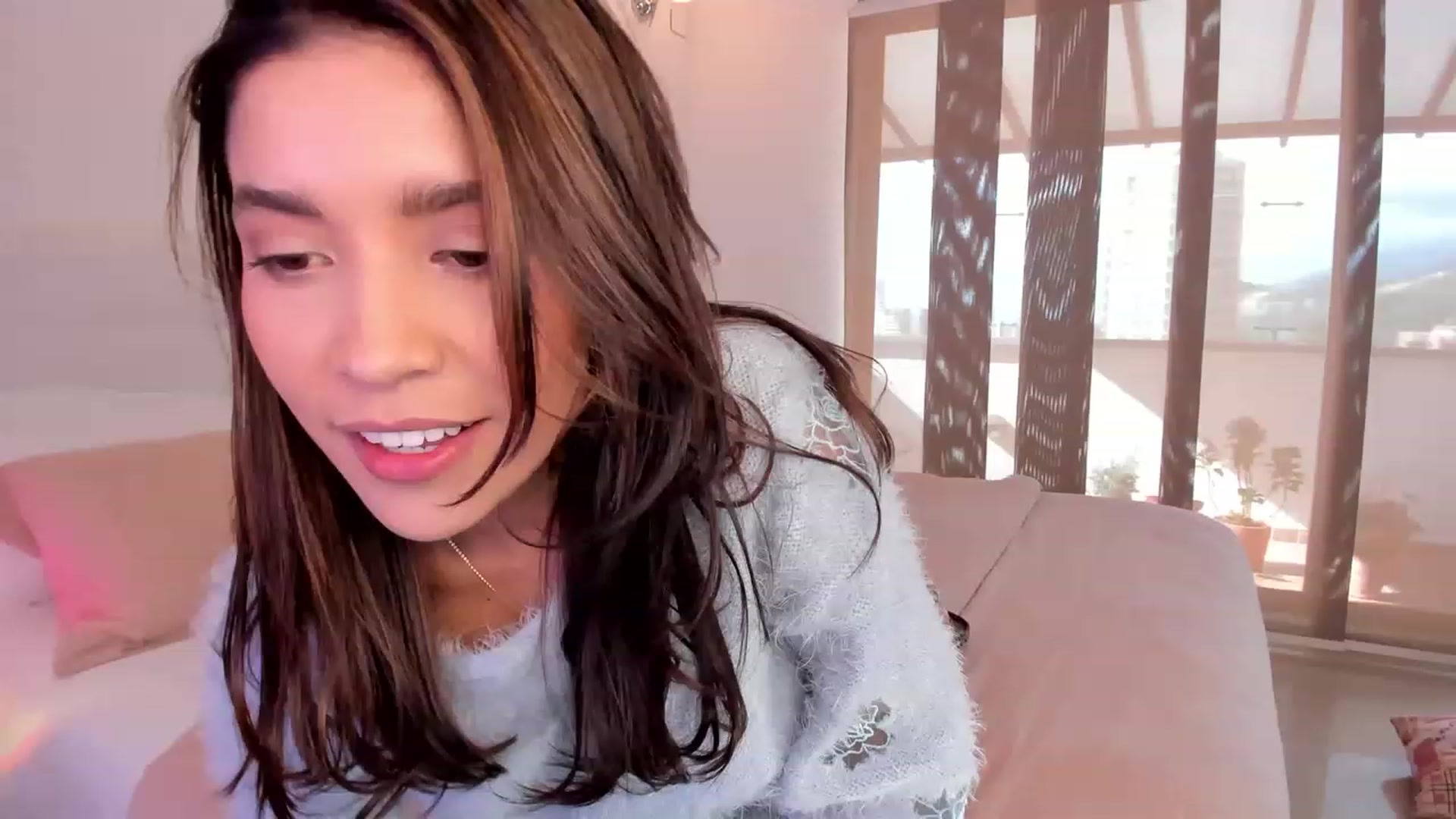 Gallery image thumbnail from Lore_23's myfreecams stream on, 02/18/2023, 20:42 image 19 of 20