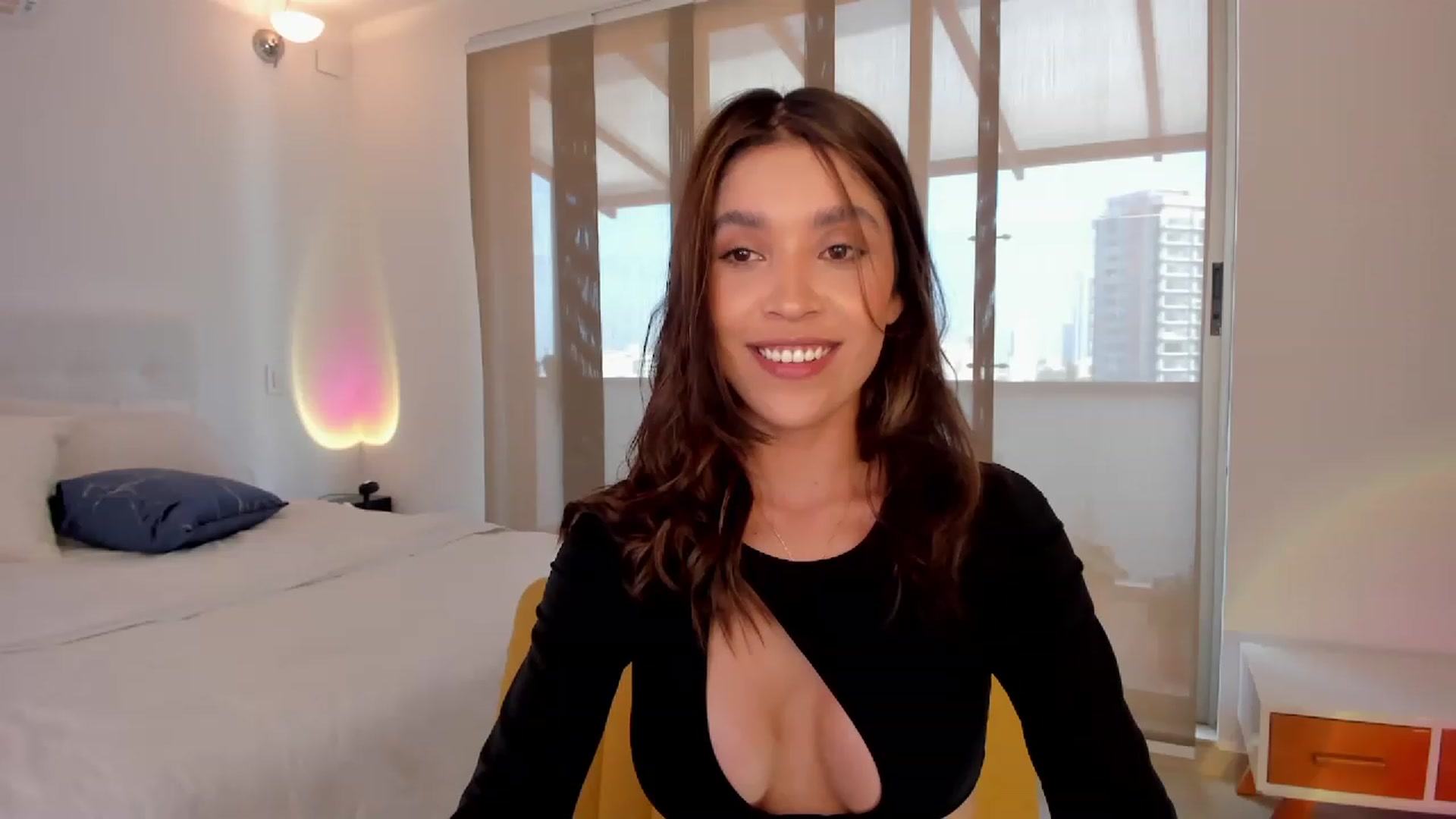 Gallery image thumbnail from Lore_23's myfreecams stream on, 02/23/2023, 15:23 image 3 of 20