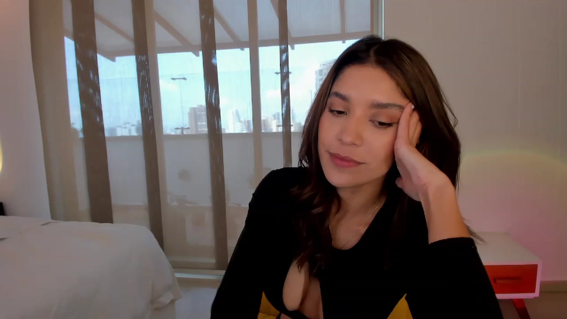 Gallery image thumbnail from Lore_23's myfreecams stream on, 02/23/2023, 18:00 image 20 of 20