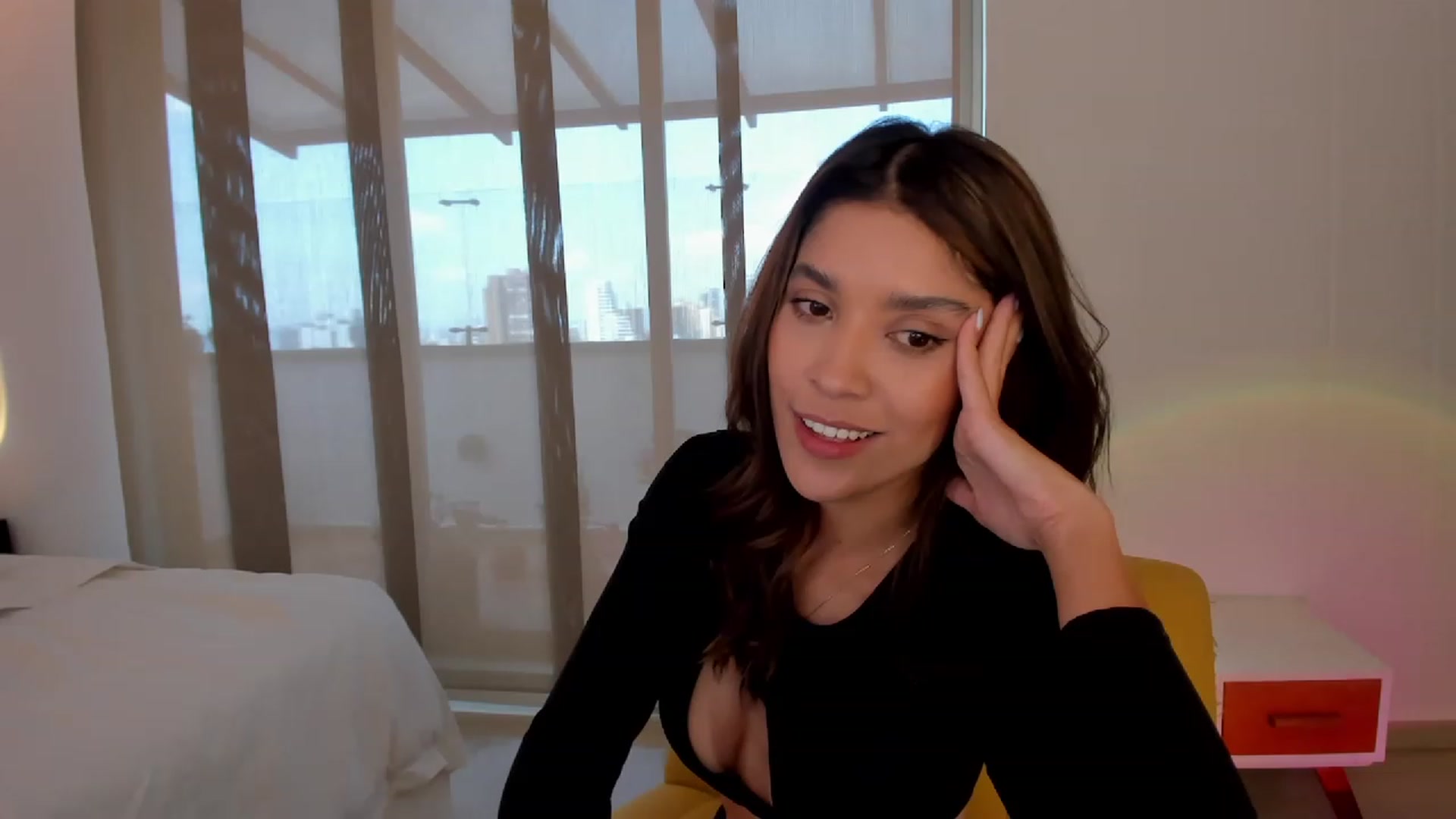 Gallery image thumbnail from Lore_23's myfreecams stream on, 02/23/2023, 18:00 image 18 of 20