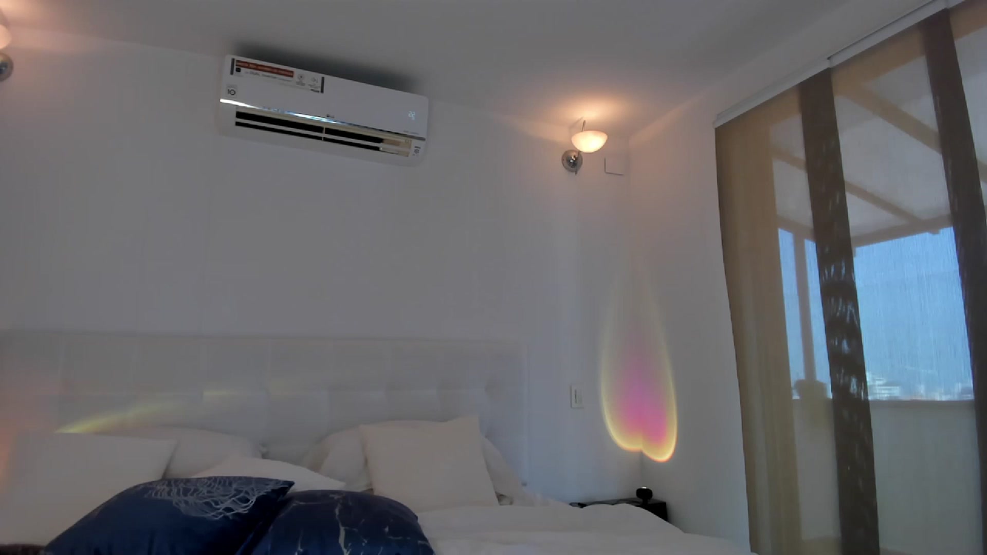 Gallery image thumbnail from Lore_23's myfreecams stream on, 02/24/2023, 15:08 image 3 of 20