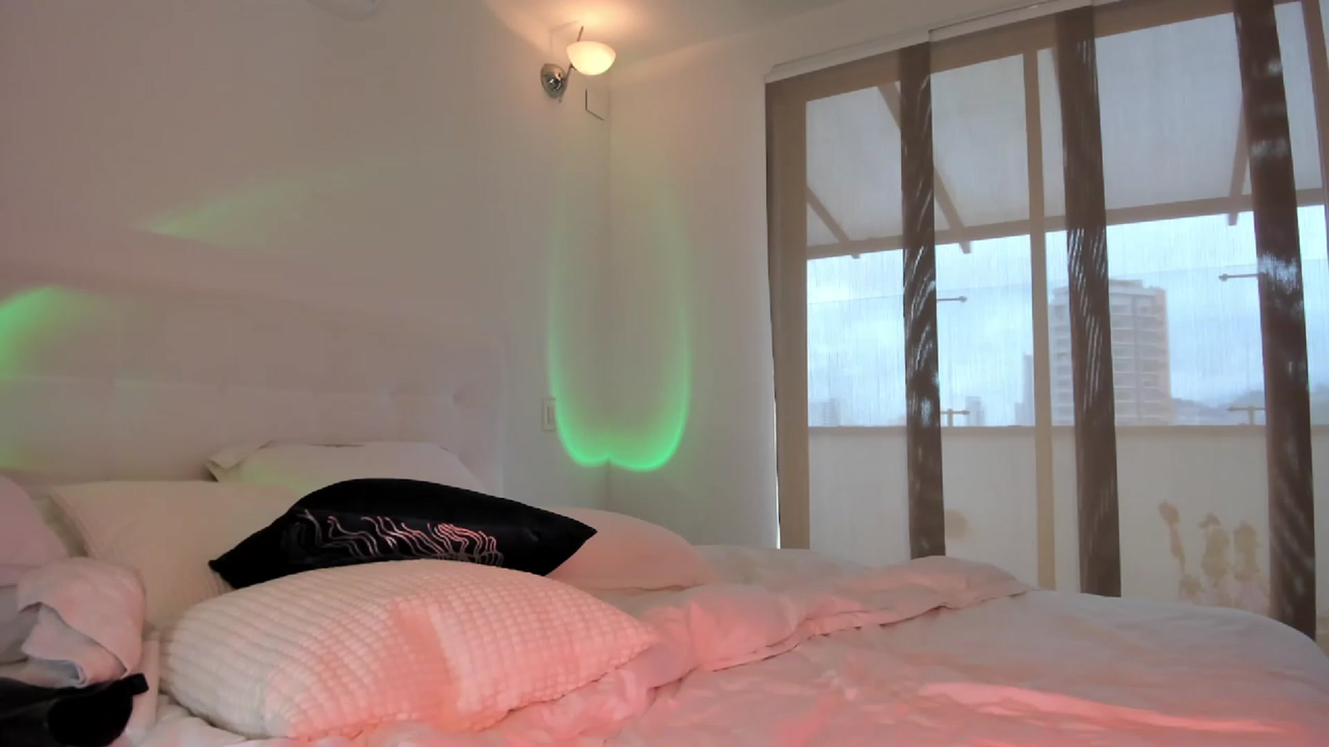 Gallery image thumbnail from Lore_23's myfreecams stream on, 03/17/2023, 16:10 image 16 of 20