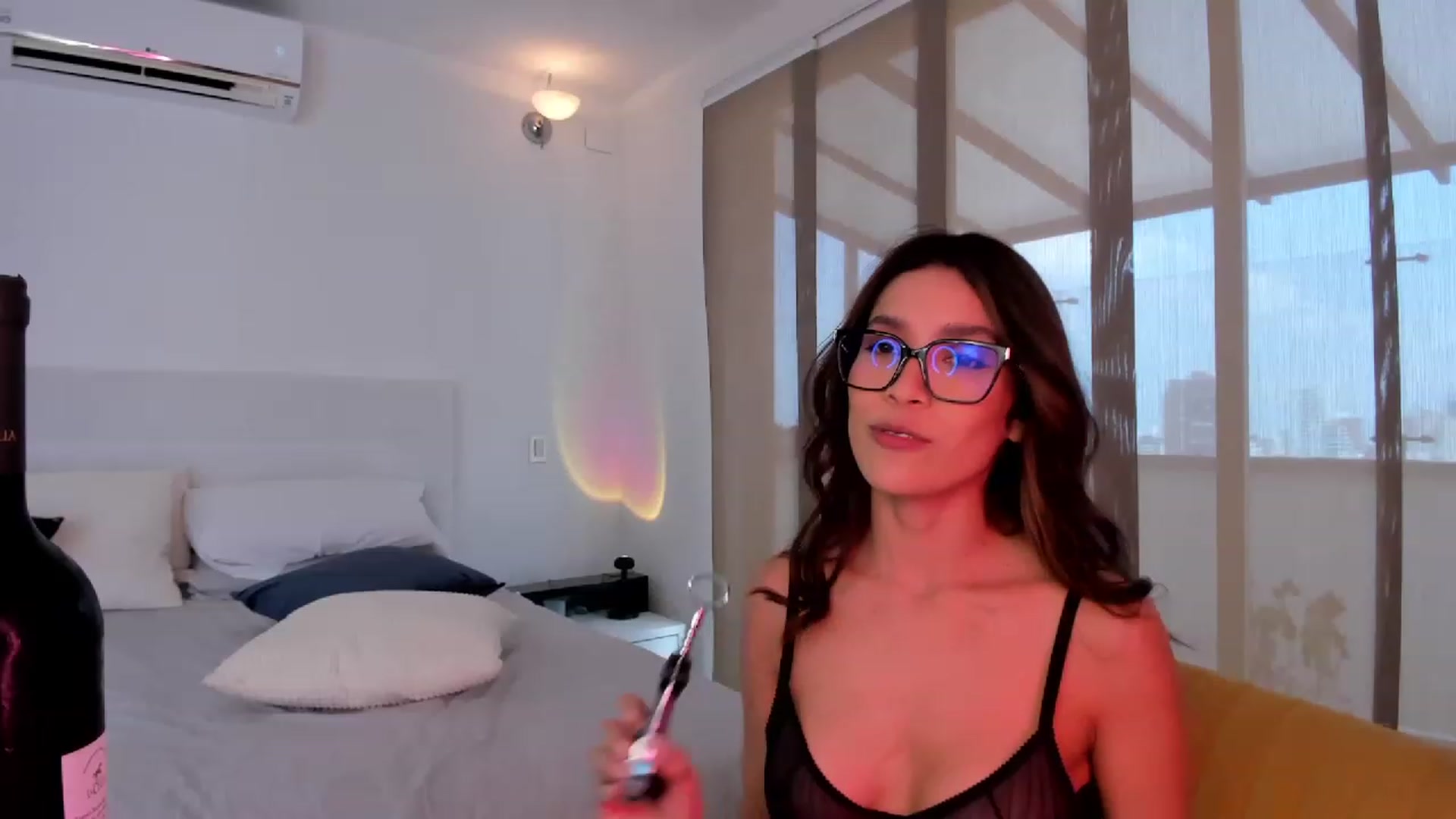 Gallery image thumbnail from Lore_23's myfreecams stream on, 03/24/2023, 15:59 image 14 of 20