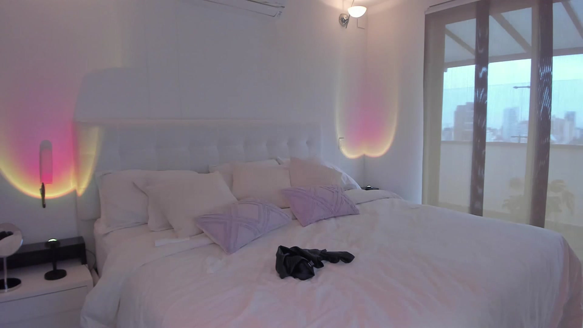 Gallery image thumbnail from Lore_23's myfreecams stream on, 05/23/2023, 13:33 image 18 of 20