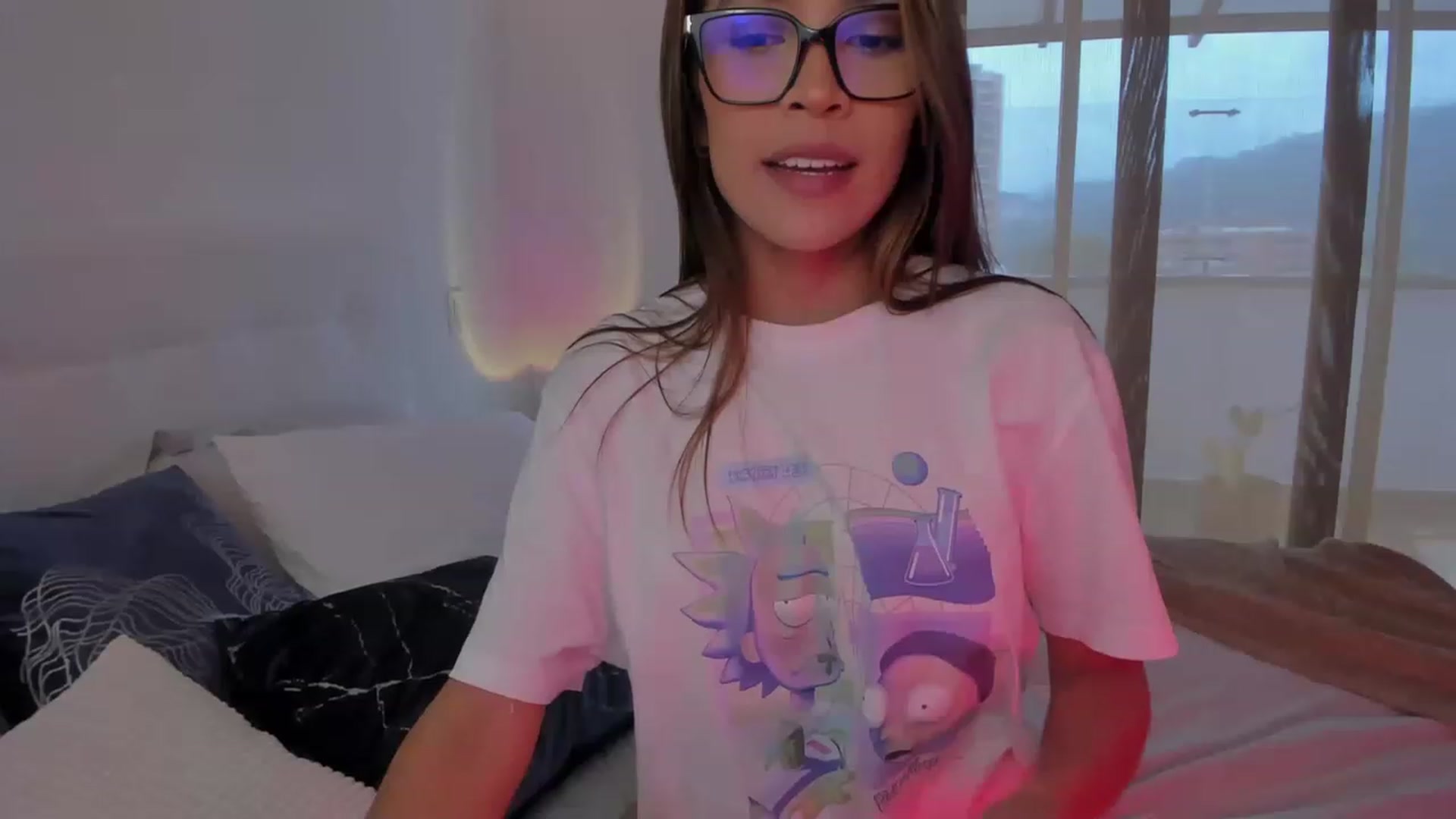 Gallery image thumbnail from Lore_23's myfreecams stream on, 05/25/2023, 14:43 image 9 of 20