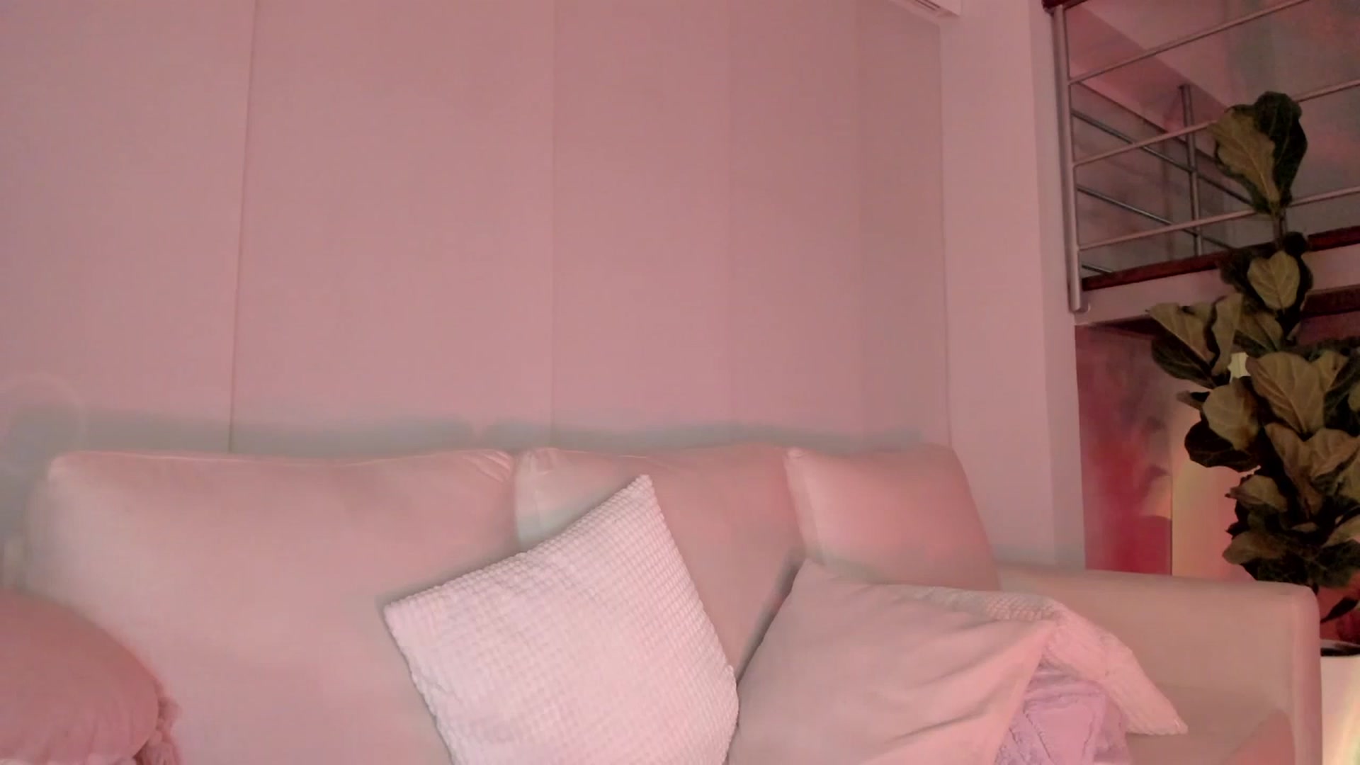Gallery image thumbnail from Lore_23's myfreecams stream on, 07/06/2023, 07:03 image 16 of 20