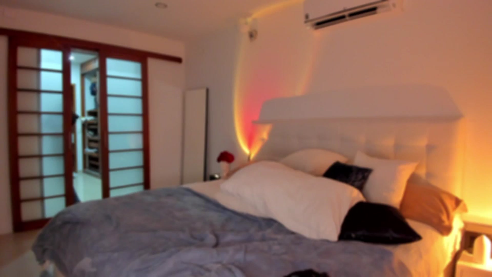 Gallery image thumbnail from Lore_23's myfreecams stream on, 08/26/2023, 04:07 image 16 of 20