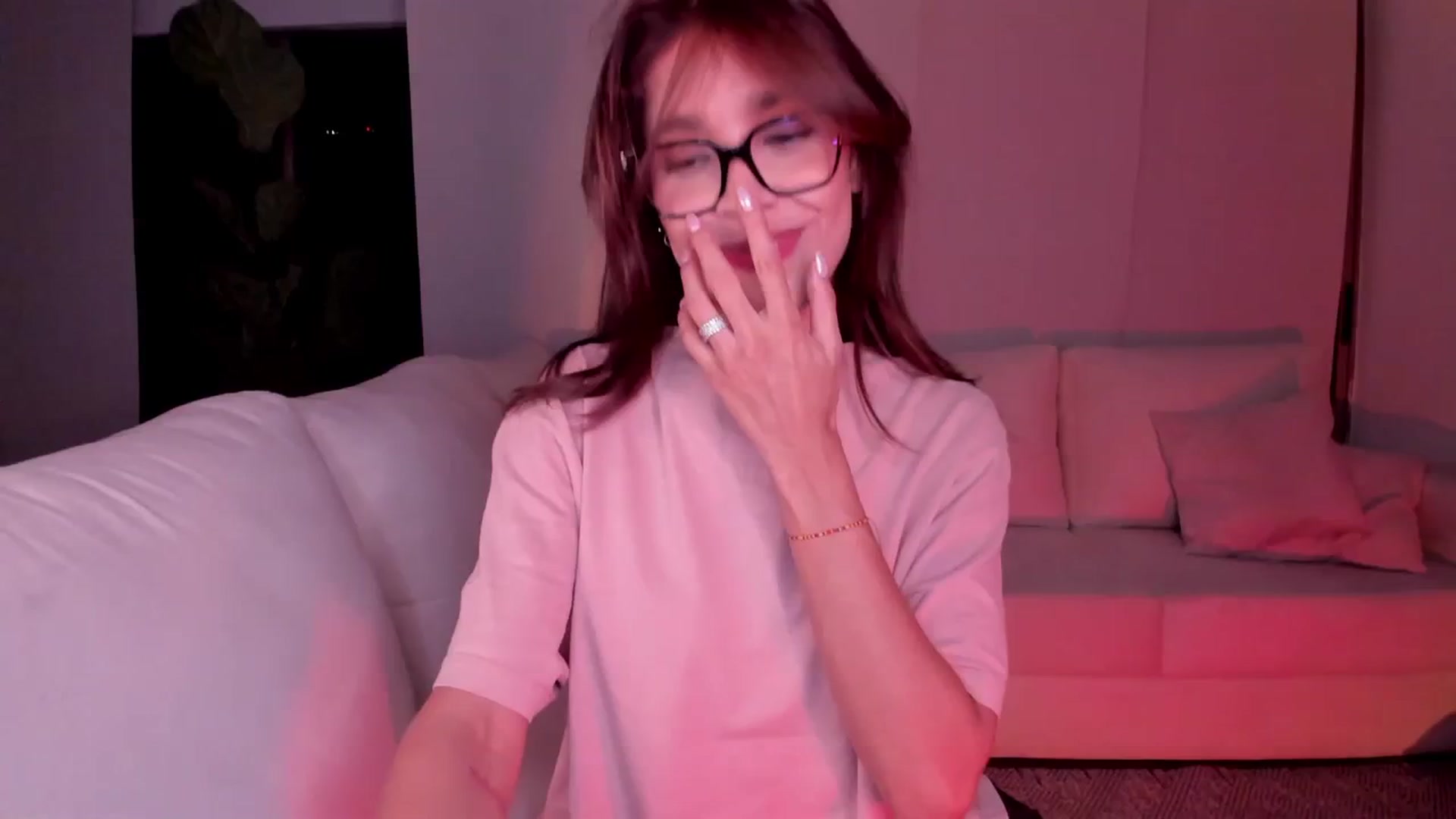 Gallery image thumbnail from Lore_23's myfreecams stream on, 09/29/2023, 02:56 image 1 of 20