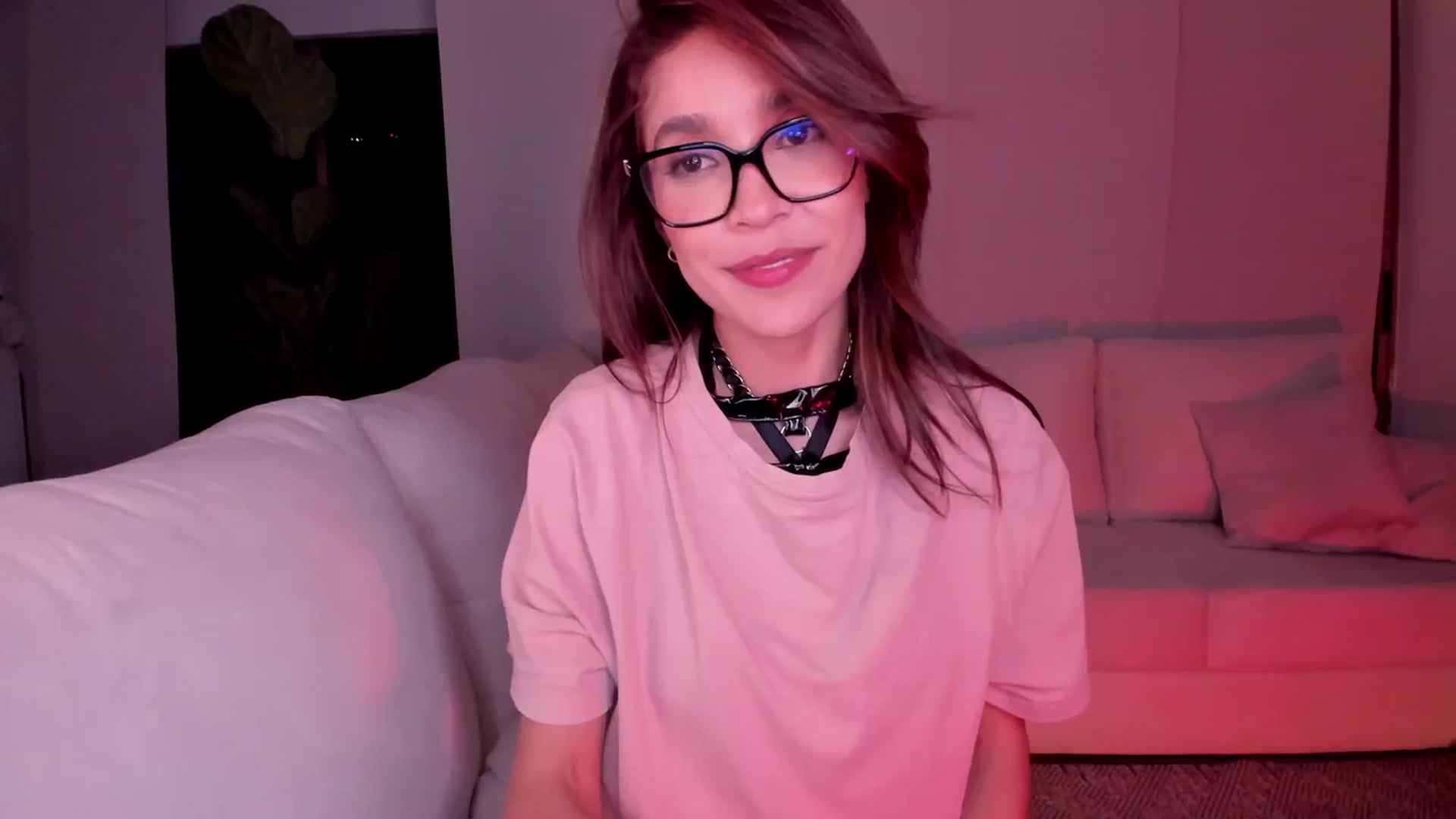 Gallery image thumbnail from Lore_23's myfreecams stream on, 09/29/2023, 02:56 image 4 of 20