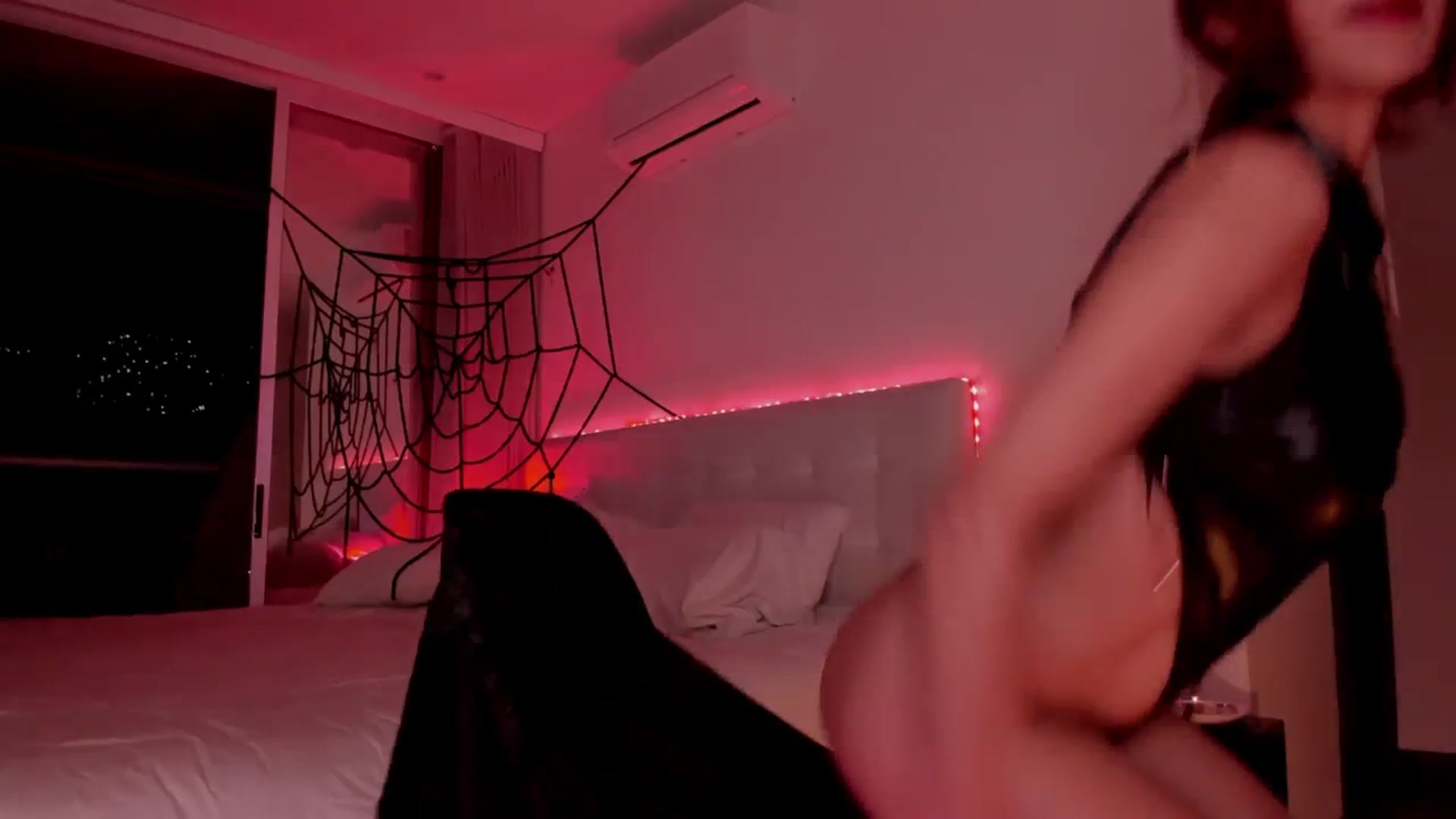 Gallery image thumbnail from Lore_23's myfreecams stream on, 11/01/2023, 06:56 image 17 of 20