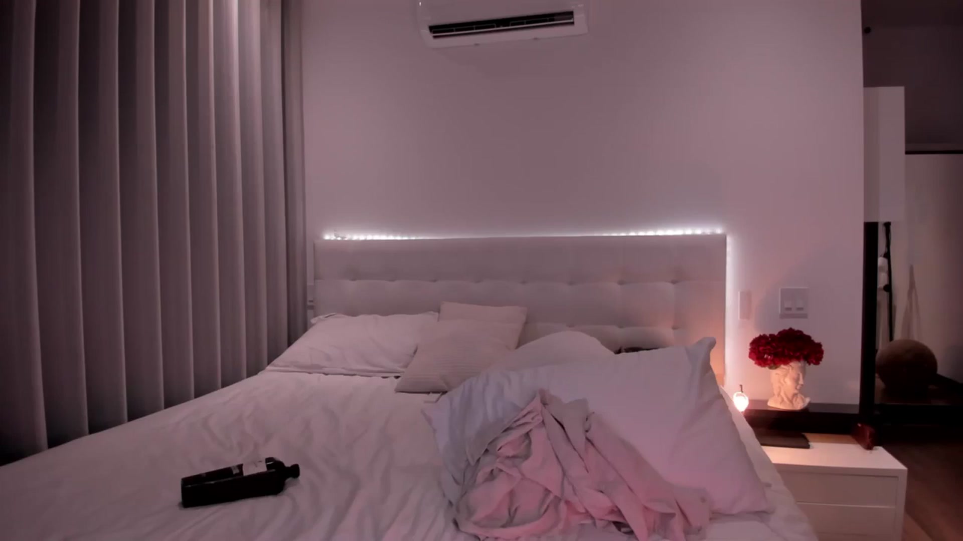 Gallery image thumbnail from Lore_23's myfreecams stream on, 11/03/2023, 06:59 image 4 of 20