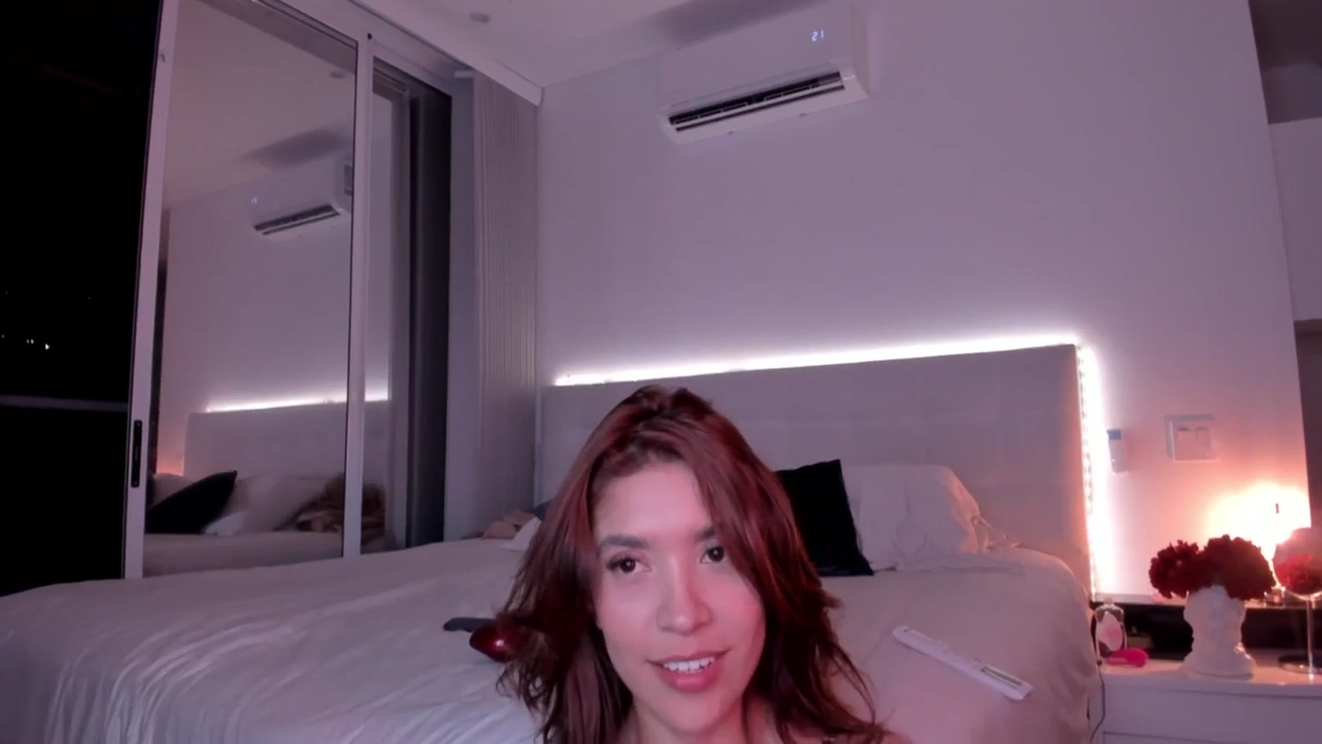 Gallery image thumbnail from Lore_23's myfreecams stream on, 11/06/2023, 08:25 image 17 of 20