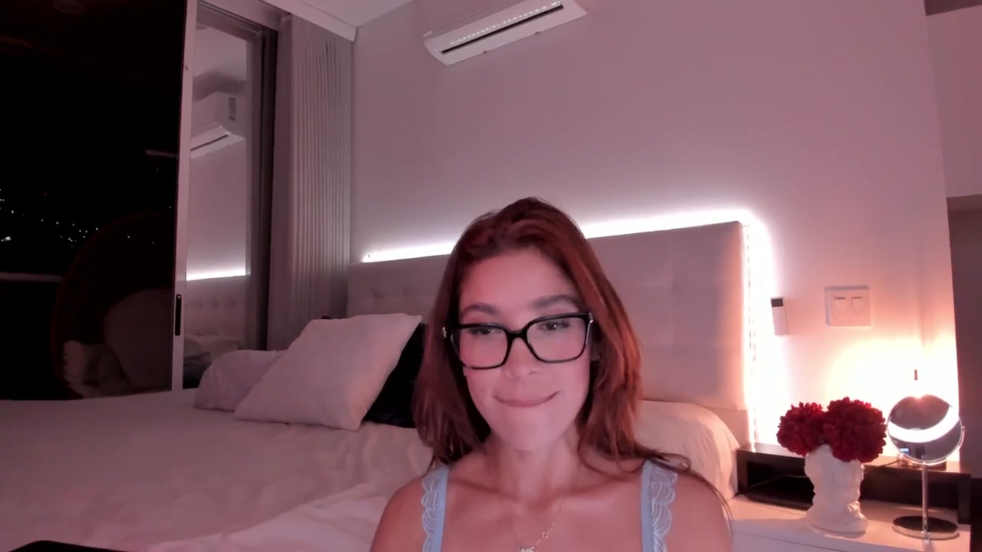 Gallery image thumbnail from Lore_23's myfreecams stream on, 11/07/2023, 03:08 image 7 of 20