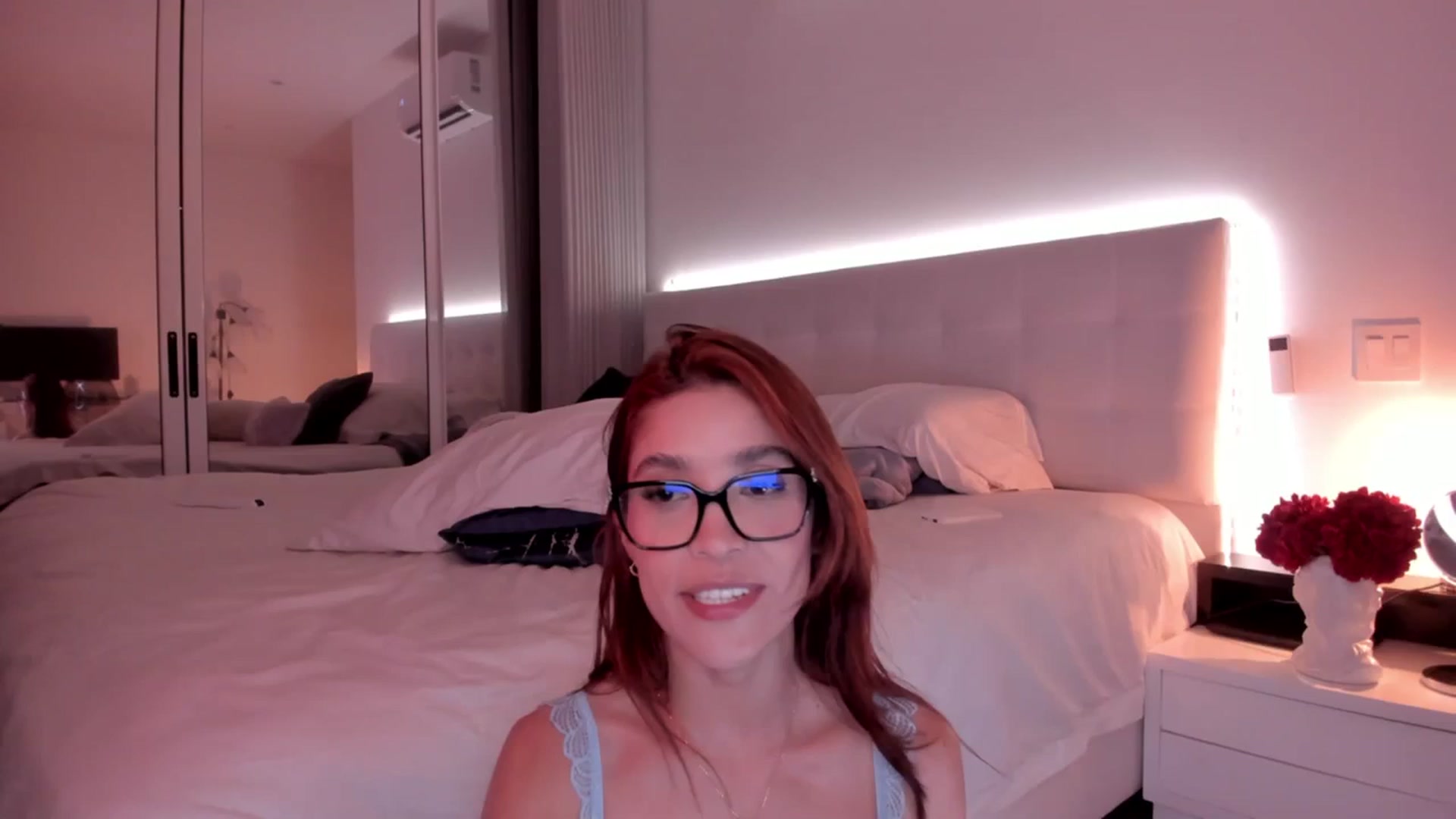Gallery image thumbnail from Lore_23's myfreecams stream on, 11/07/2023, 06:36 image 7 of 20