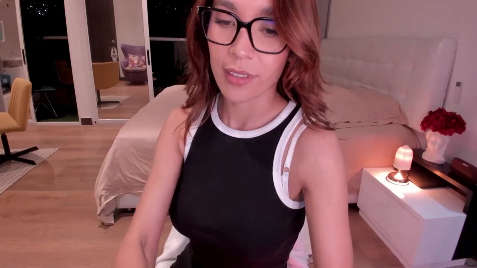 Gallery image thumbnail from Lore_23's myfreecams stream on, 11/14/2023, 03:28 image 14 of 20