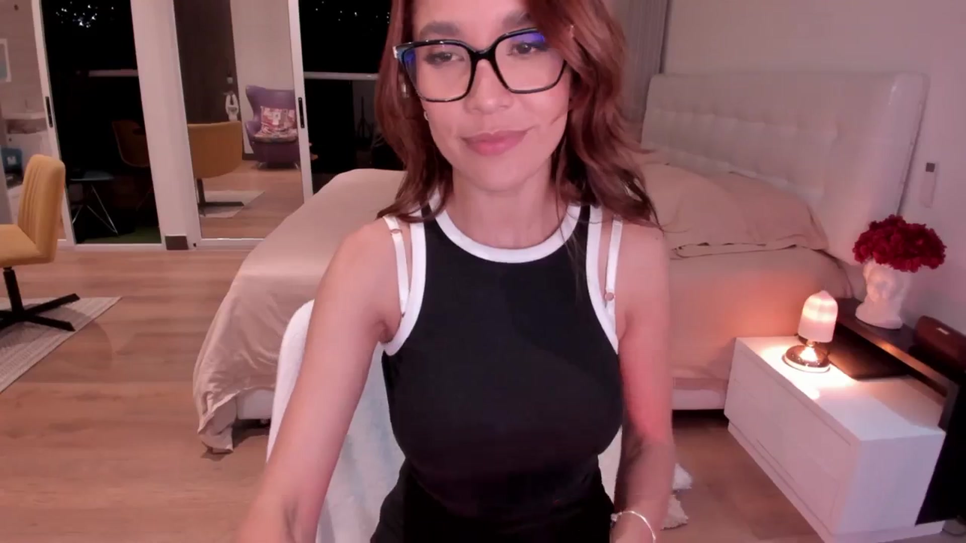 Gallery image thumbnail from Lore_23's myfreecams stream on, 11/14/2023, 03:28 image 20 of 20