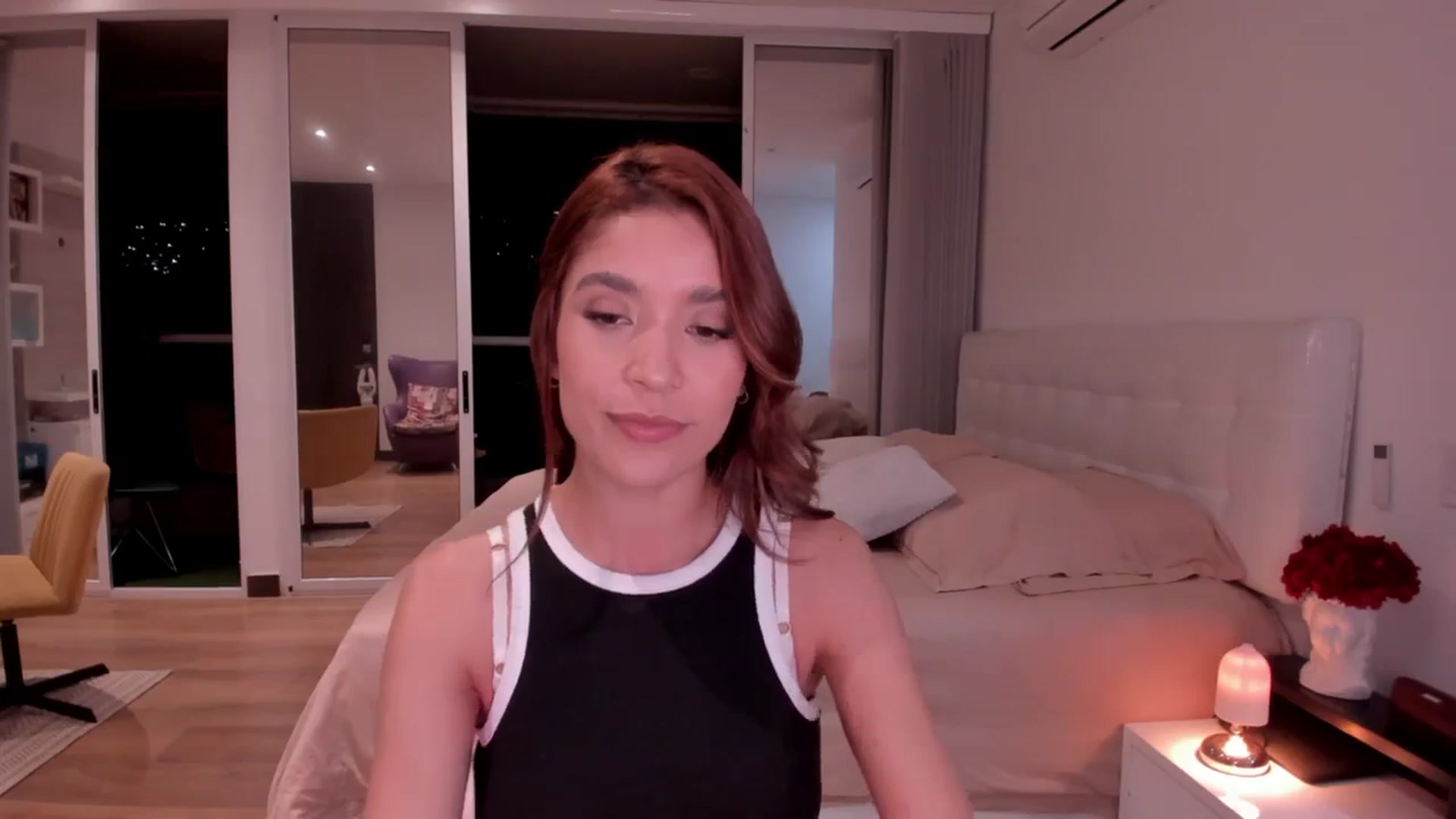 Gallery image thumbnail from Lore_23's myfreecams stream on, 11/14/2023, 04:24 image 4 of 20