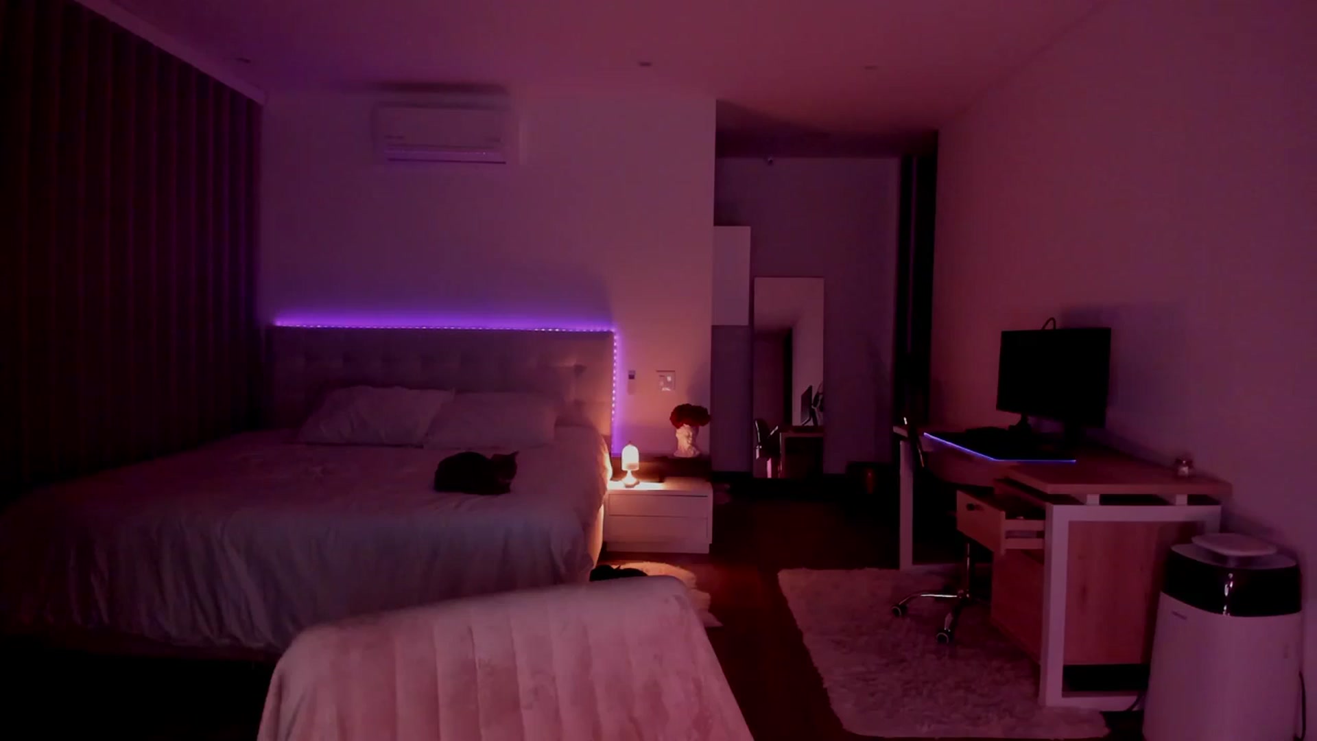 Gallery image thumbnail from Lore_23's myfreecams stream on, 12/15/2023, 08:26 image 19 of 20