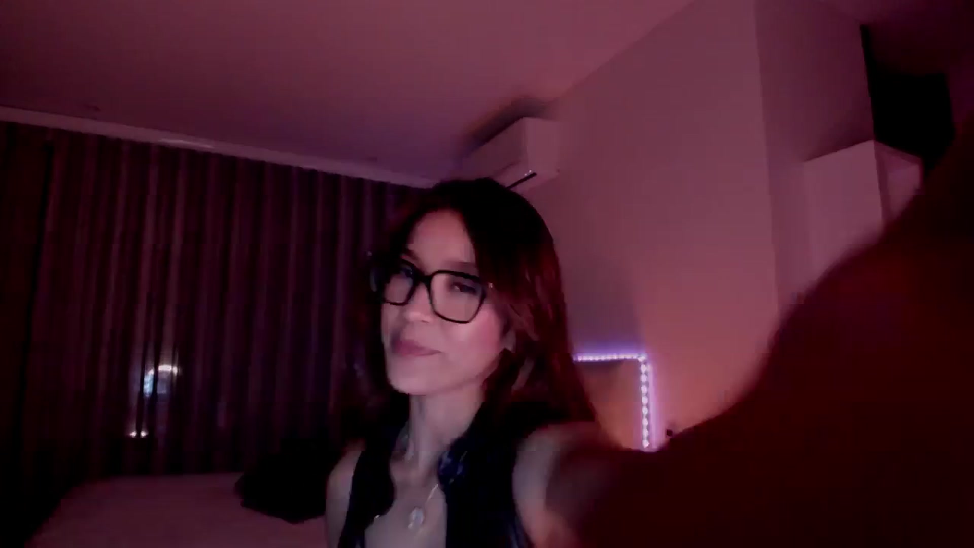Gallery image thumbnail from Lore_23's myfreecams stream on, 12/22/2023, 10:13 image 4 of 20