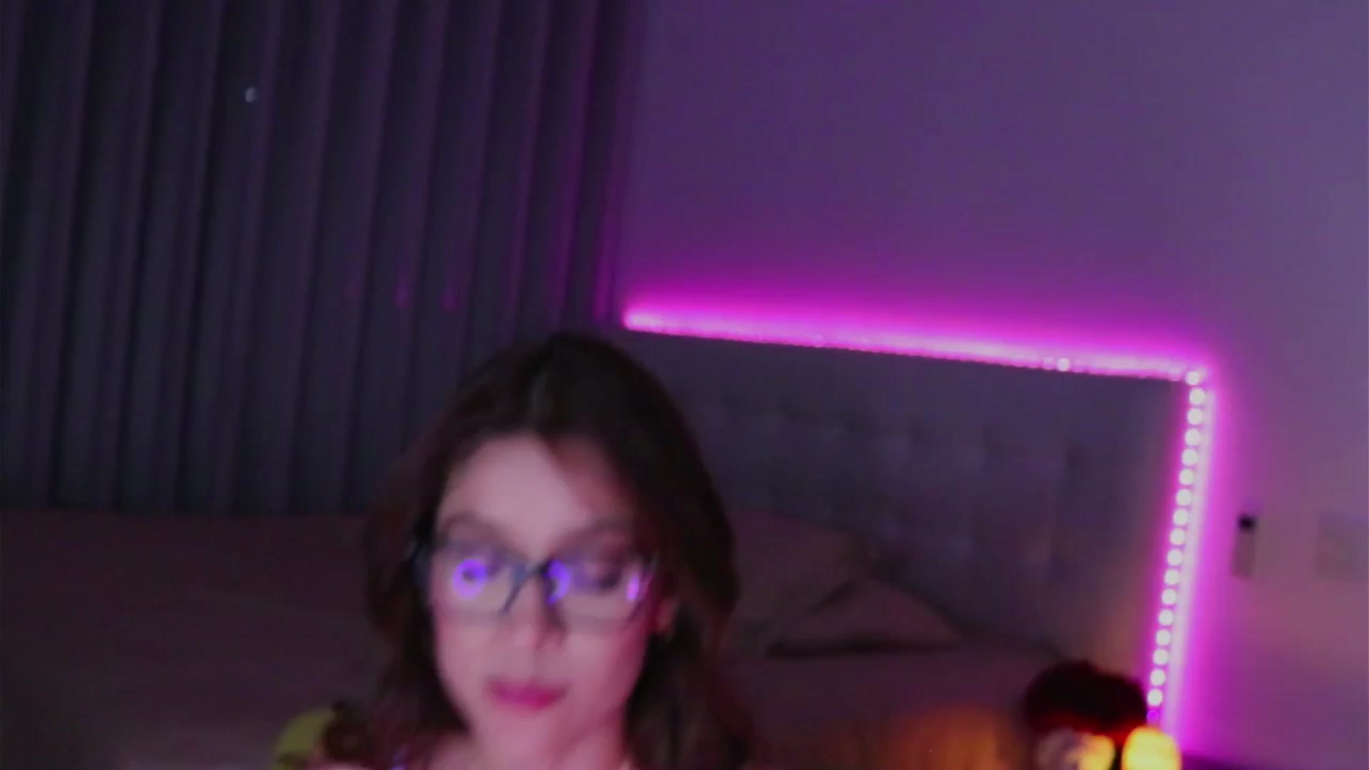 Gallery image thumbnail from Lore_23's myfreecams stream on, 12/30/2023, 06:48 image 1 of 20
