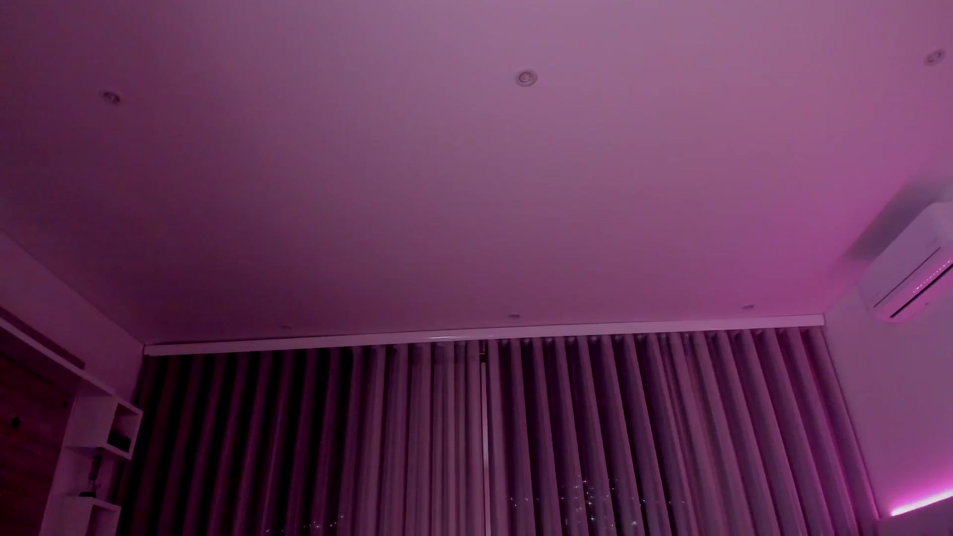 Gallery image thumbnail from Lore_23's myfreecams stream on, 12/30/2023, 06:48 image 19 of 20