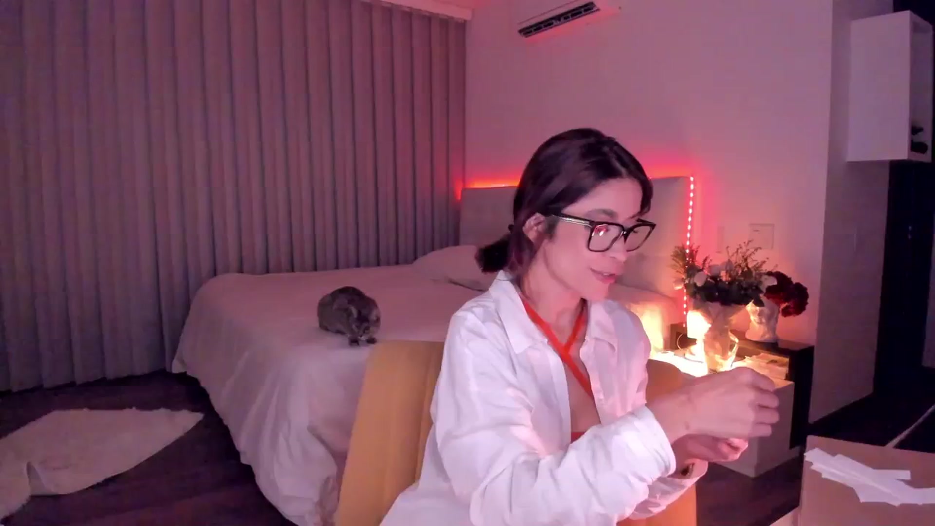 Gallery image thumbnail from Lore_23's myfreecams stream on, 02/15/2024, 06:45 image 5 of 20