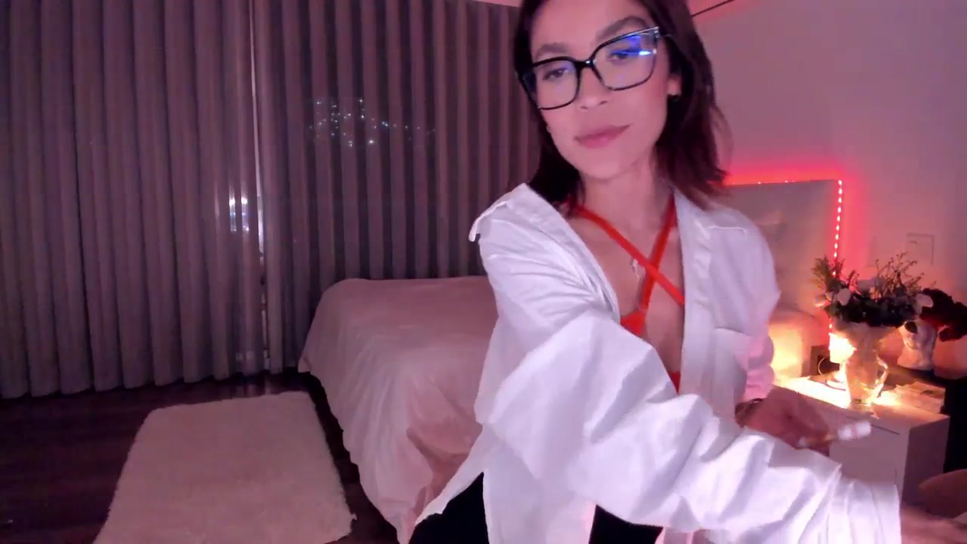 Gallery image thumbnail from Lore_23's myfreecams stream on, 02/15/2024, 09:53 image 2 of 20