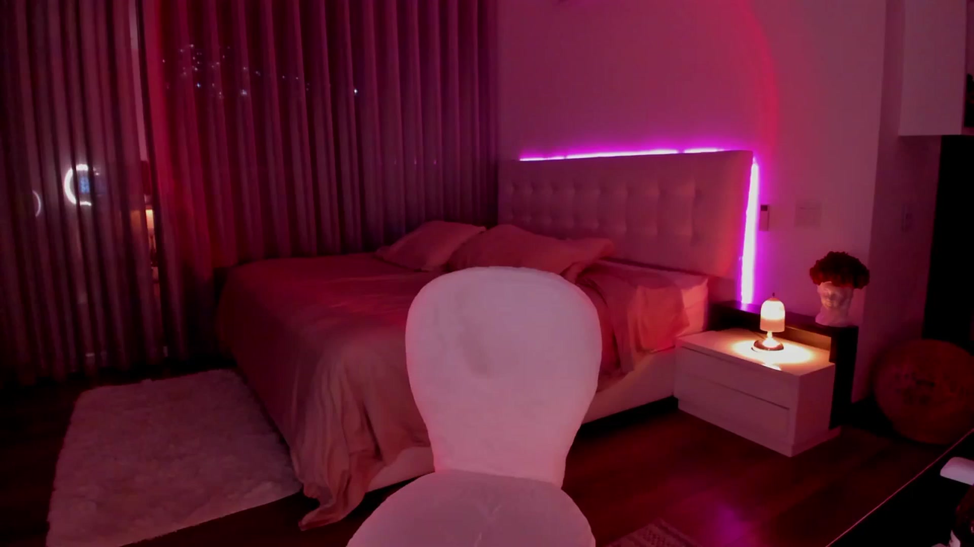 Gallery image thumbnail from Lore_23's myfreecams stream on, 04/01/2024, 05:14 image 7 of 20
