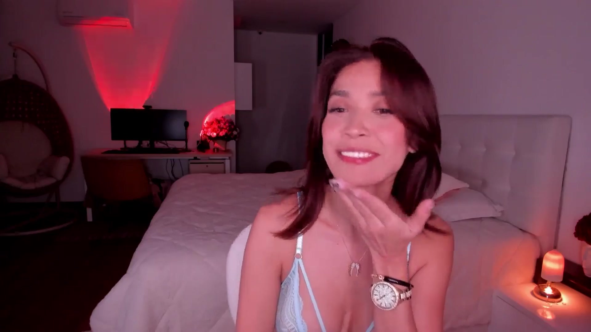 Gallery image thumbnail from Lore_23's myfreecams stream on, 06/06/2024, 05:11 image 7 of 20