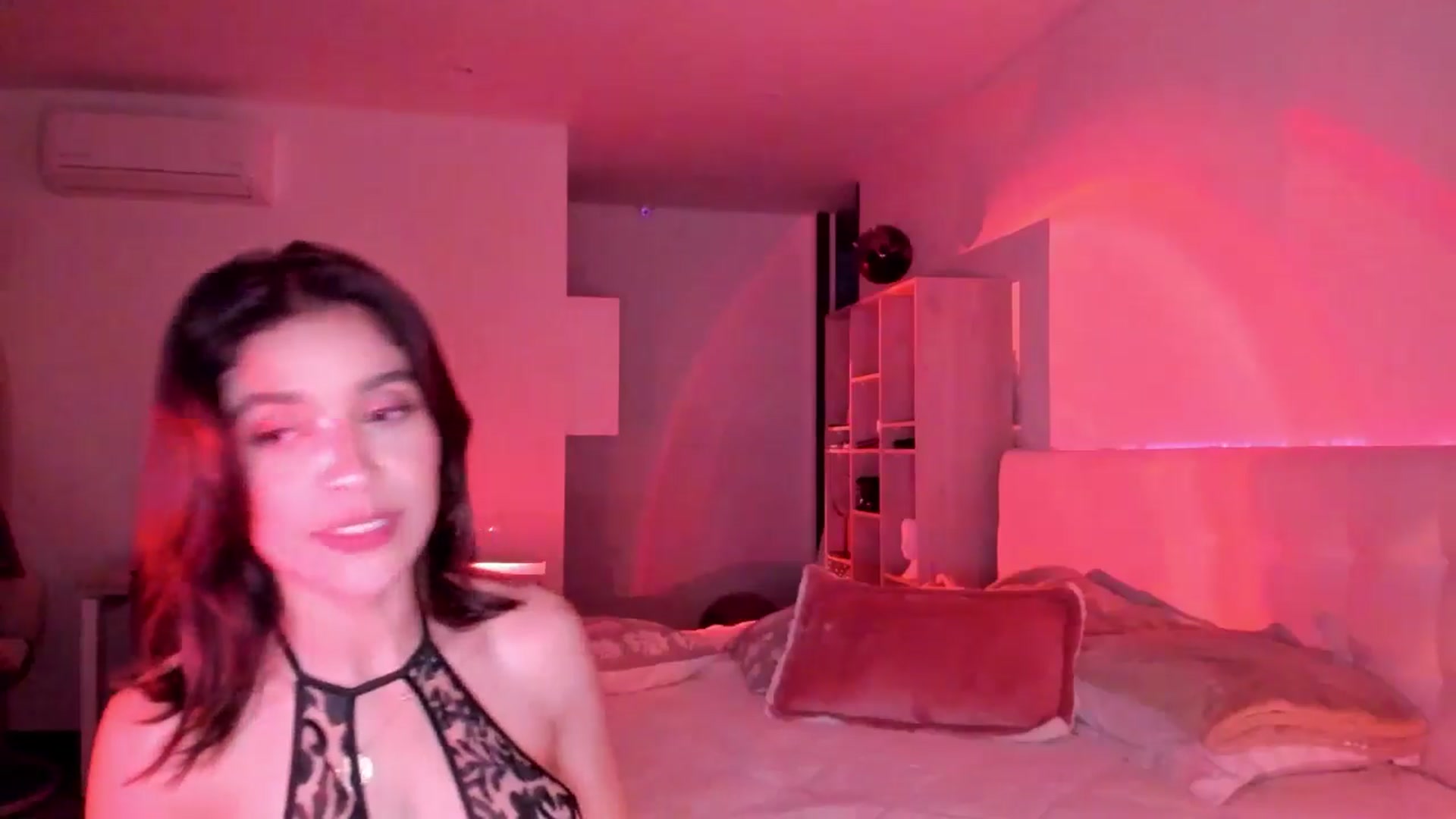 Gallery image thumbnail from Lore_23's myfreecams stream on, 06/08/2024, 09:42 image 19 of 20