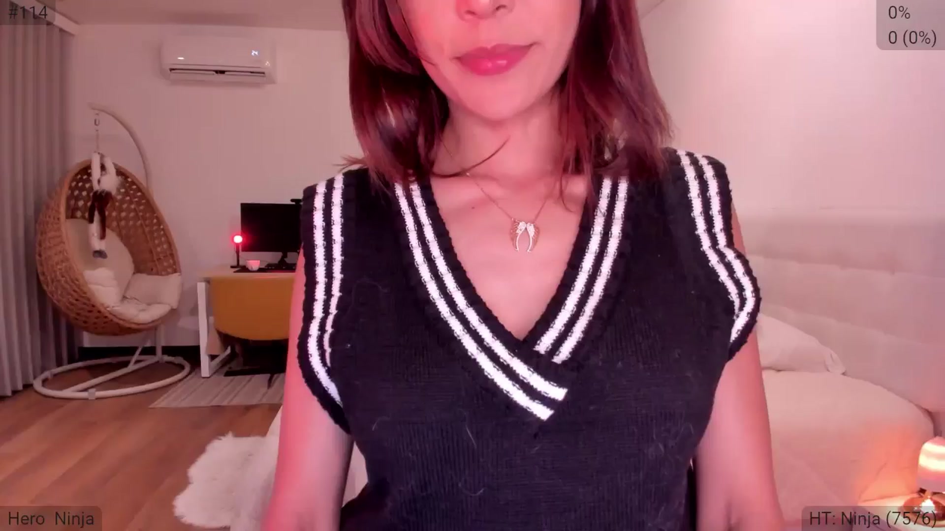 Gallery image thumbnail from Lore_23's myfreecams stream on, 06/11/2024, 04:28 image 9 of 20