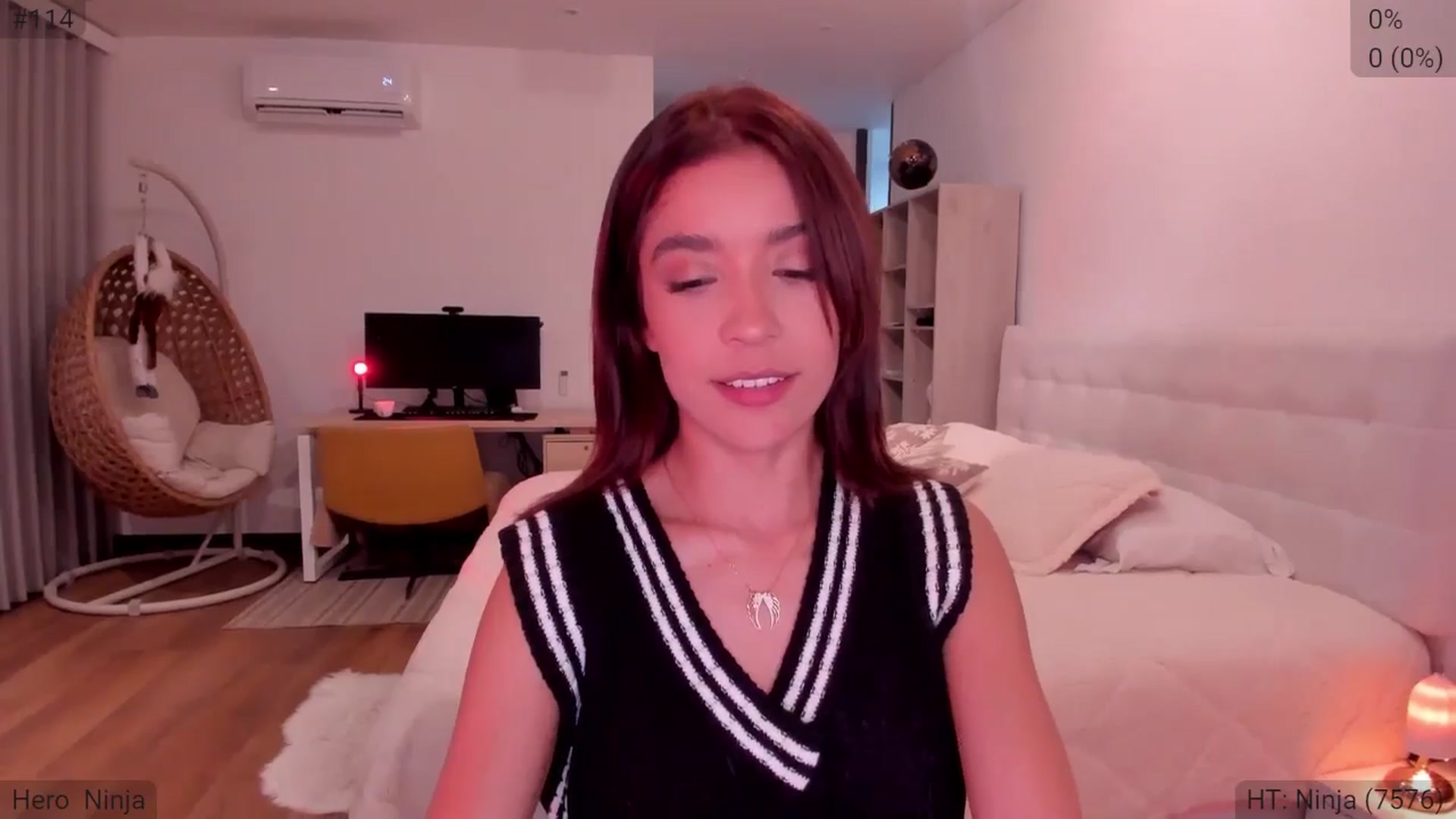 Gallery image thumbnail from Lore_23's myfreecams stream on, 06/11/2024, 04:28 image 13 of 20