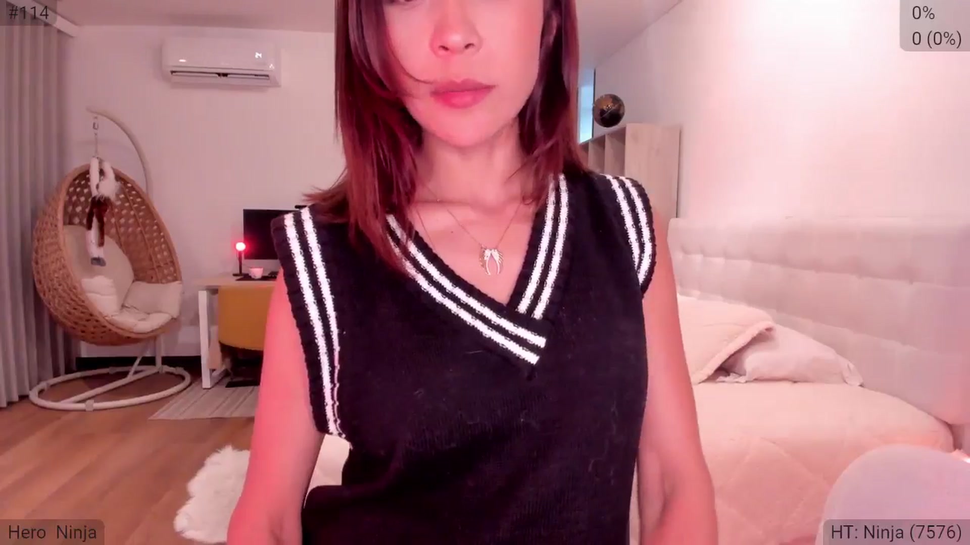 Gallery image thumbnail from Lore_23's myfreecams stream on, 06/11/2024, 04:28 image 16 of 20