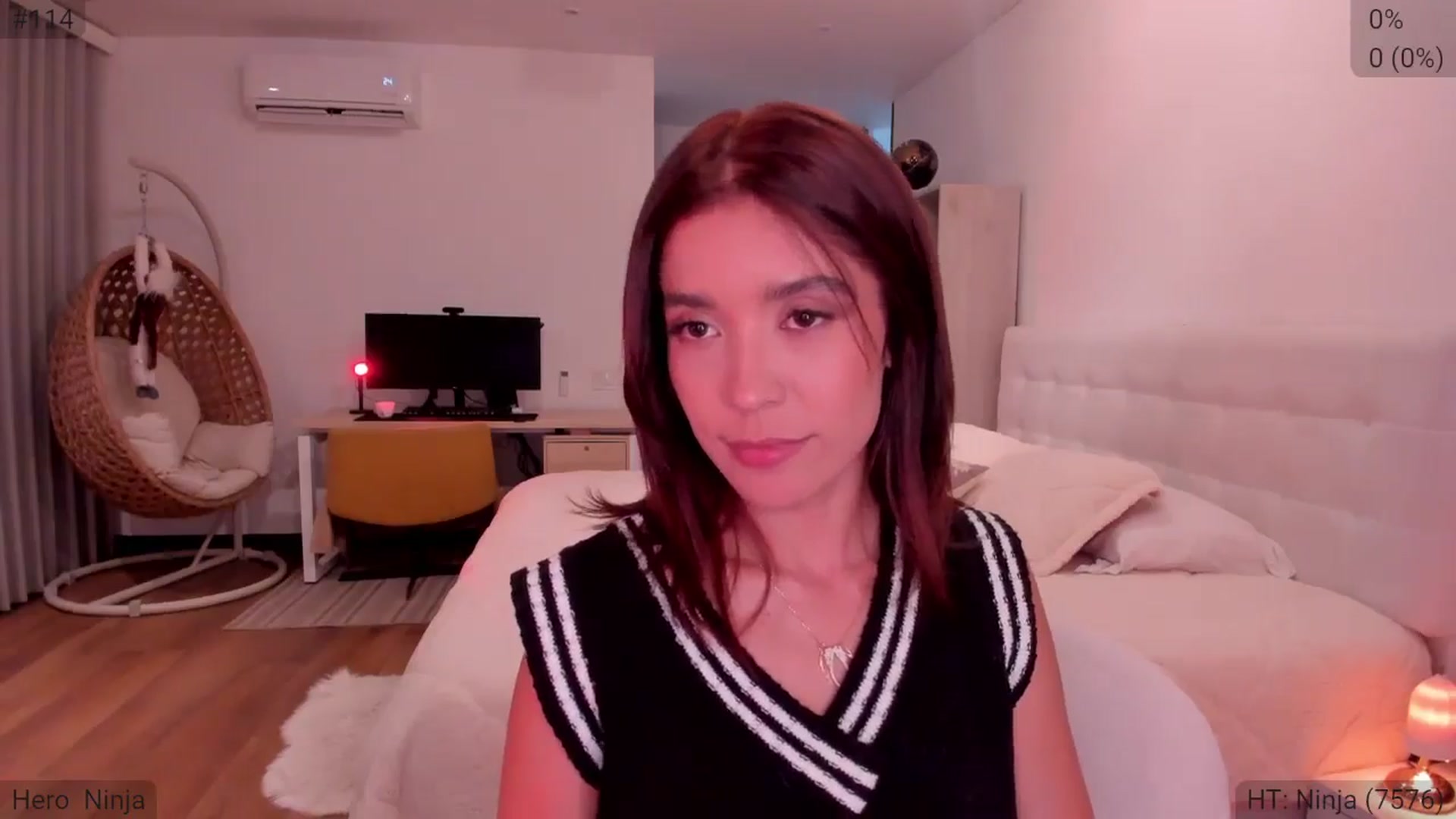 Gallery image thumbnail from Lore_23's myfreecams stream on, 06/11/2024, 04:28 image 14 of 20
