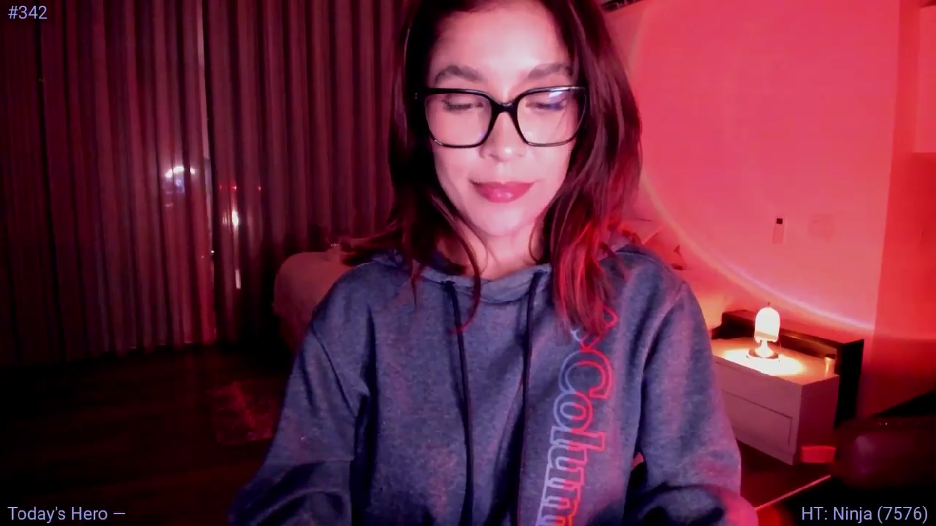 Gallery image thumbnail from Lore_23's myfreecams stream on, 06/25/2024, 03:31 image 2 of 20