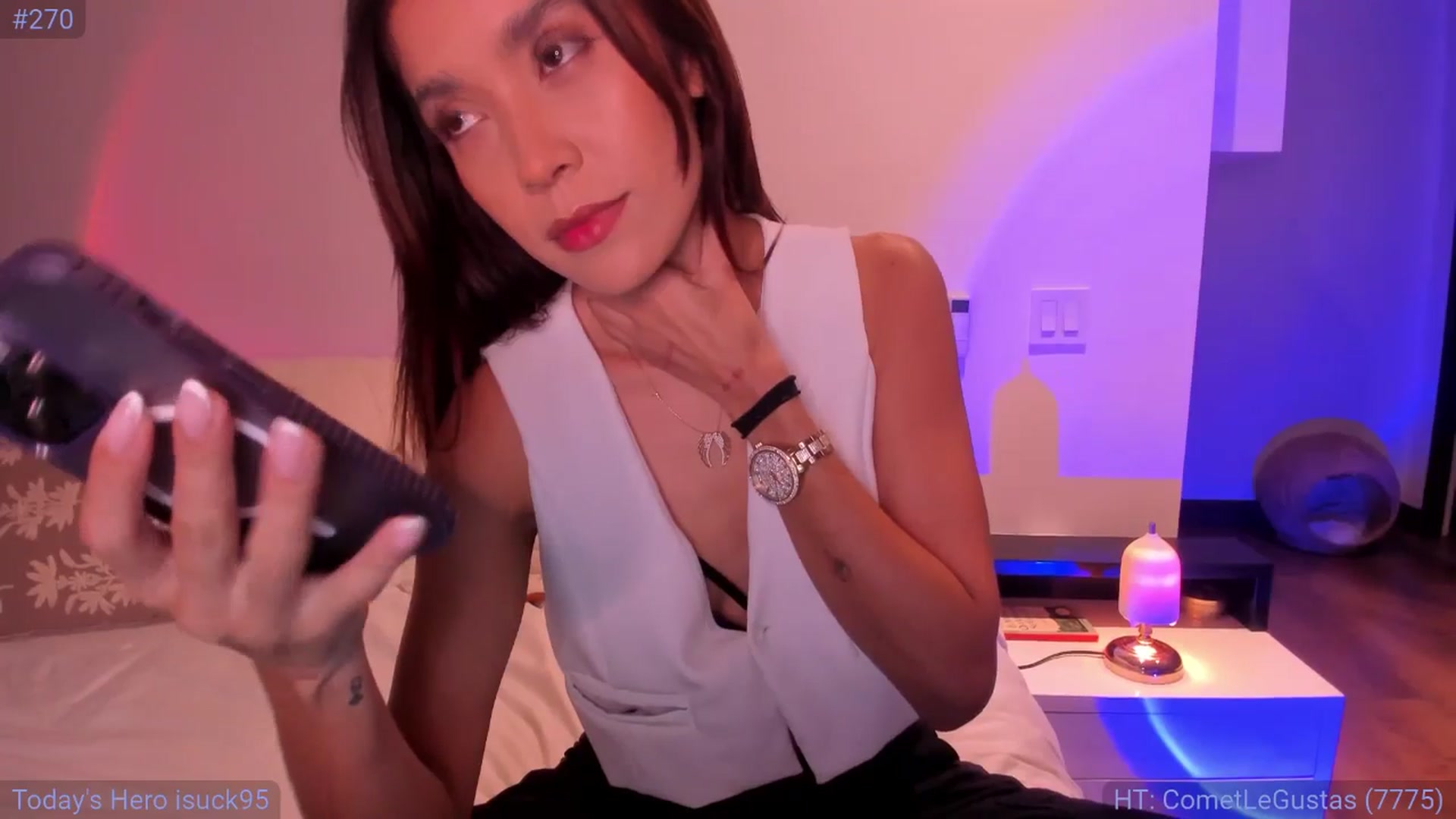 Gallery image thumbnail from Lore_23's myfreecams stream on, 06/27/2024, 05:10 image 2 of 20