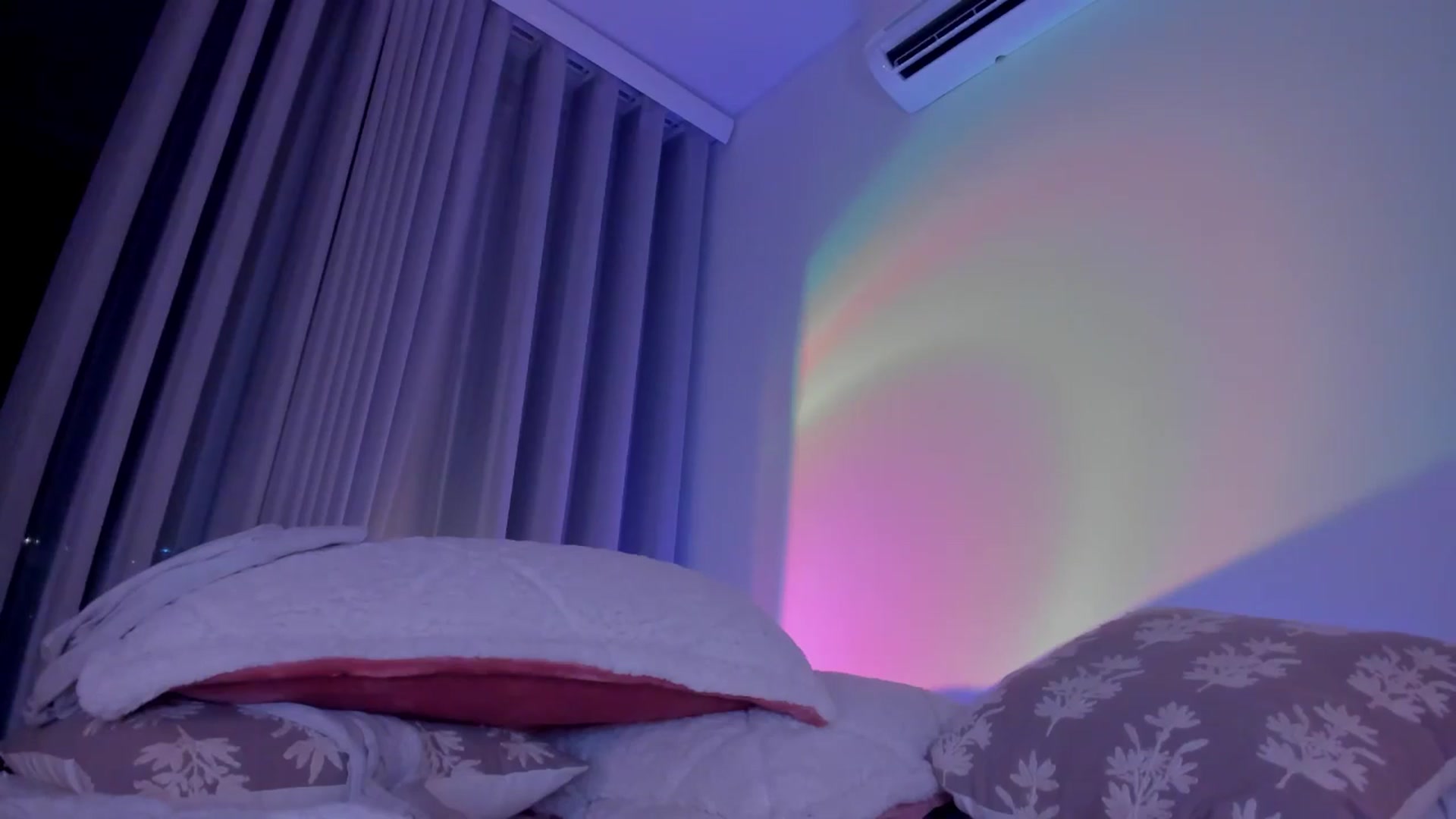 Gallery image thumbnail from Lore_23's myfreecams stream on, 07/01/2024, 07:59 image 19 of 20