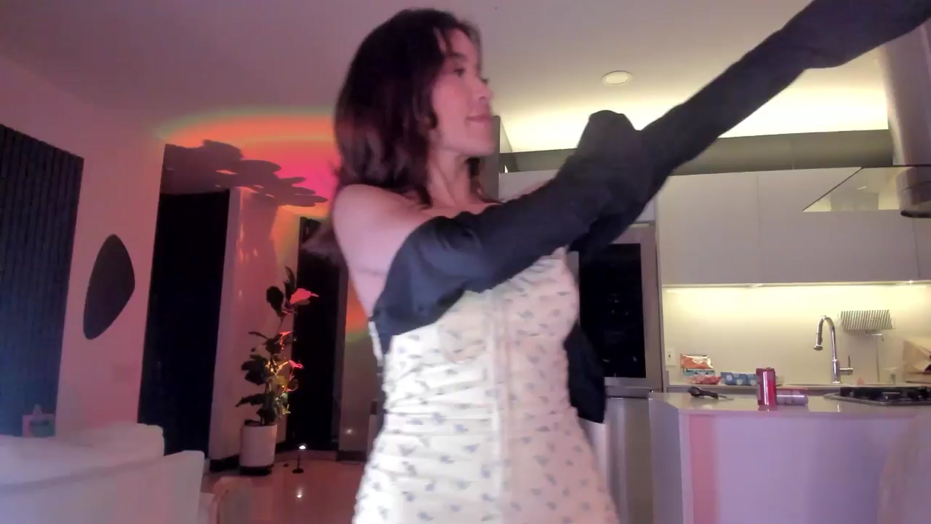 Gallery image thumbnail from Lore_23's myfreecams stream on, 08/11/2024, 07:04 image 5 of 20