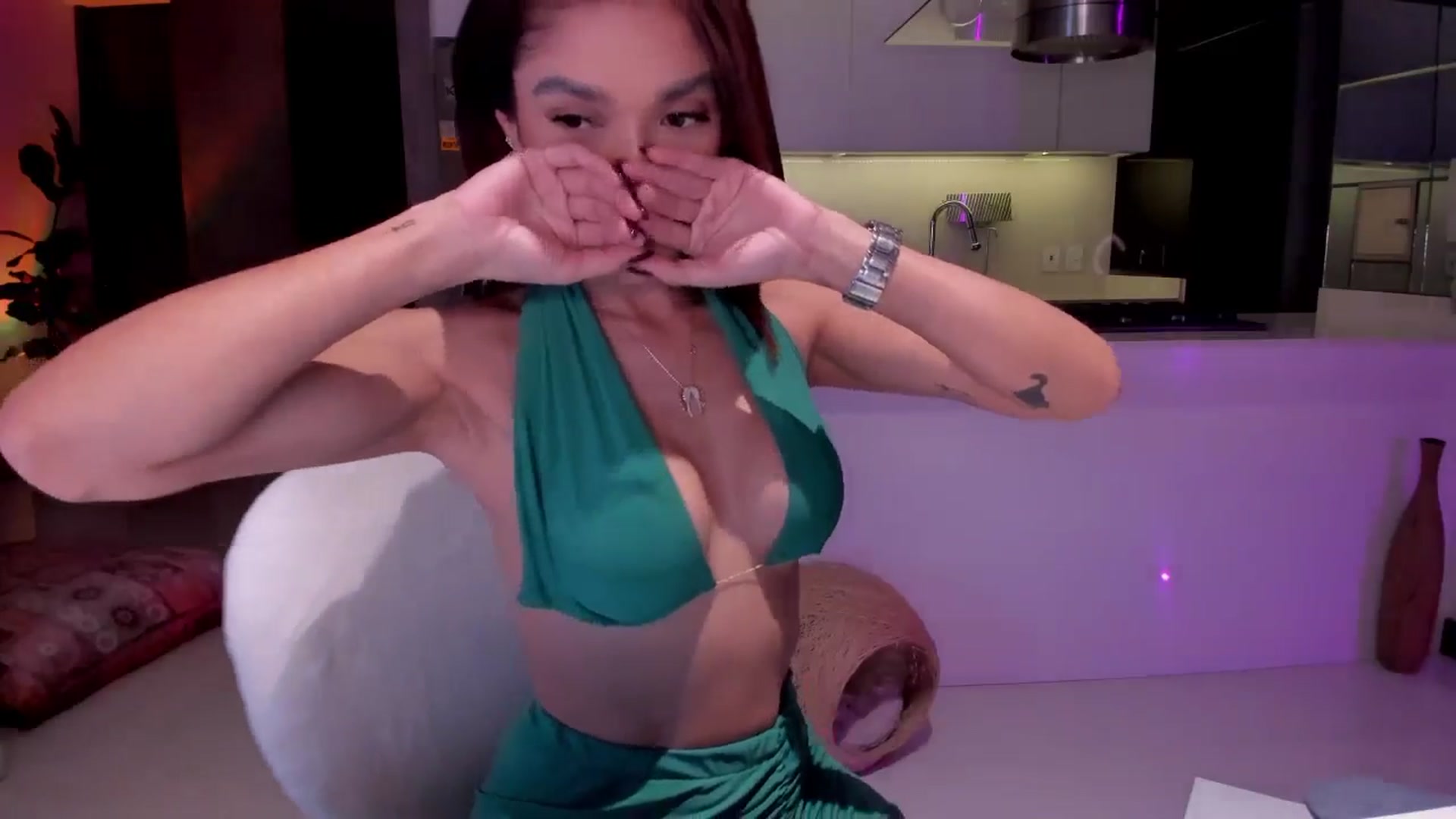Gallery image thumbnail from Lore_23's myfreecams stream on, 08/12/2024, 04:27 image 7 of 20